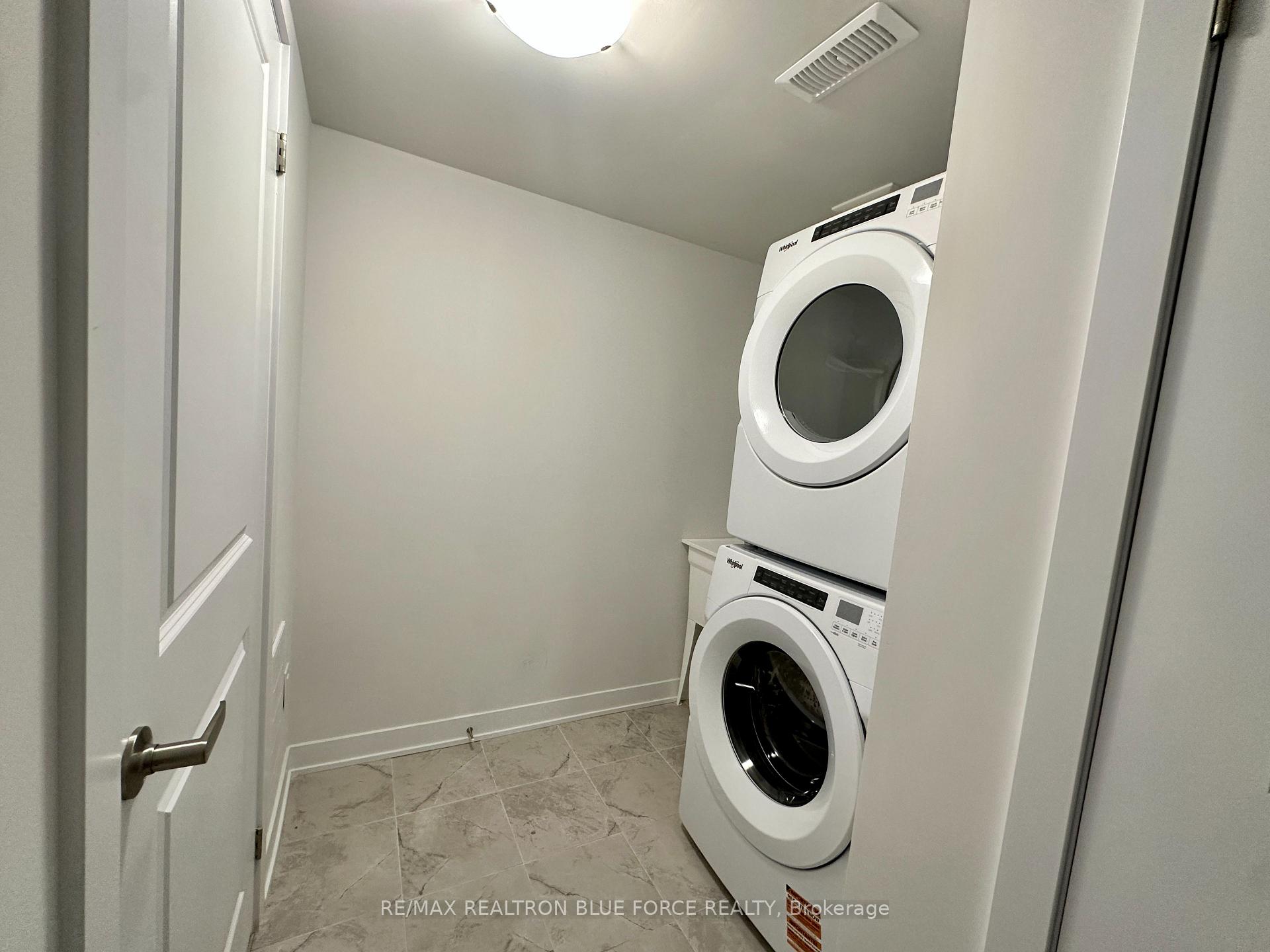 Photo 9 of 13 John Canning Way, Markham, Unionville — HOMEH
