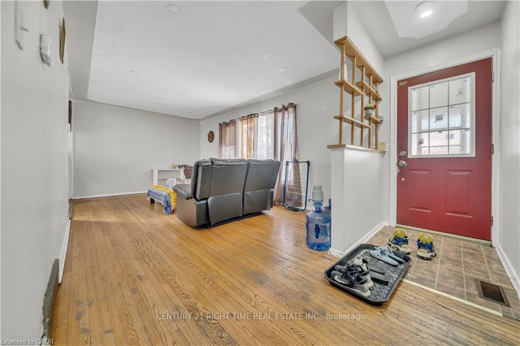 Photo 25 of 259 Franklin Street, Kitchener — HOMEH
