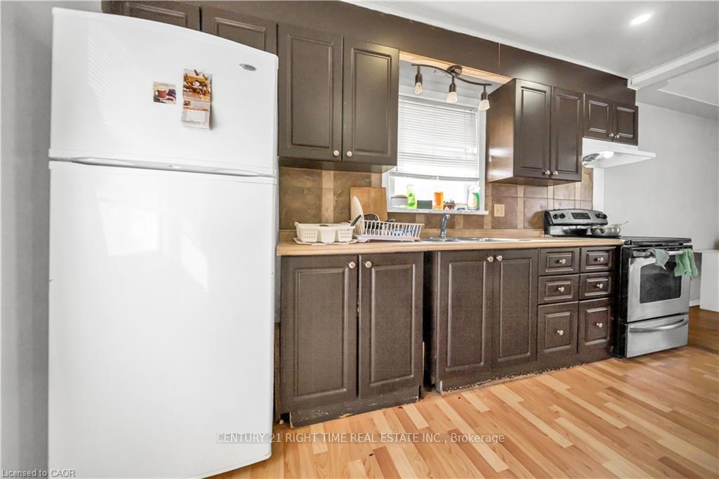 Photo 5 of 259 Franklin Street, Kitchener — HOMEH