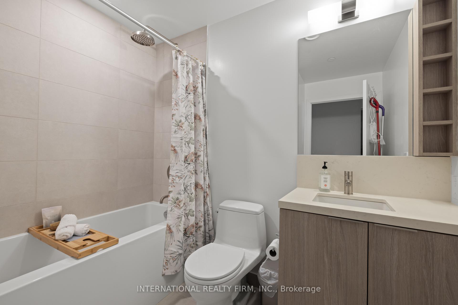 Photo 24 of Unit 1602, 2020 Bathurst Street, Toronto, Humewood-Cedarvale — HOMEH