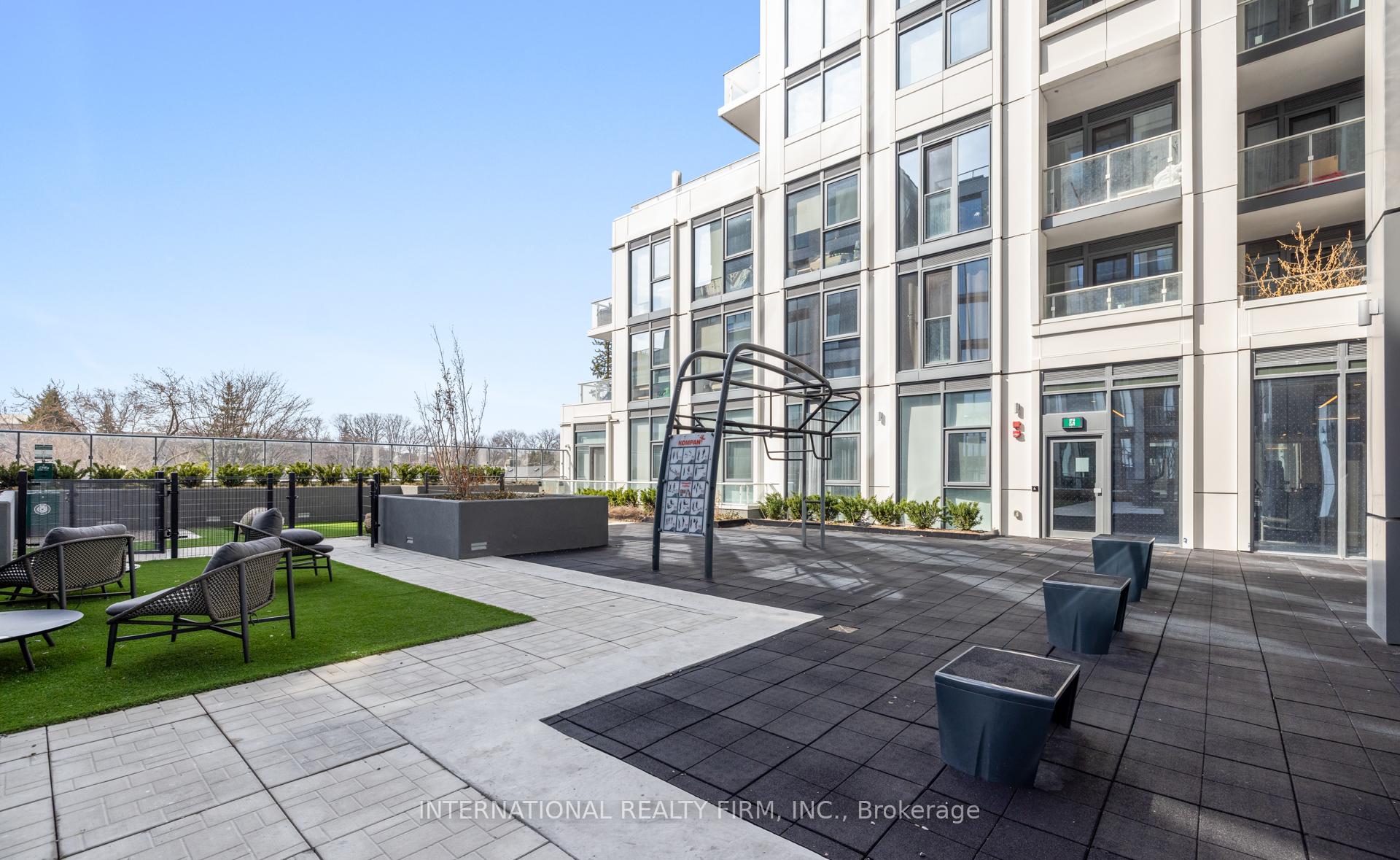 Photo 11 of Unit 1602, 2020 Bathurst Street, Toronto, Humewood-Cedarvale — HOMEH