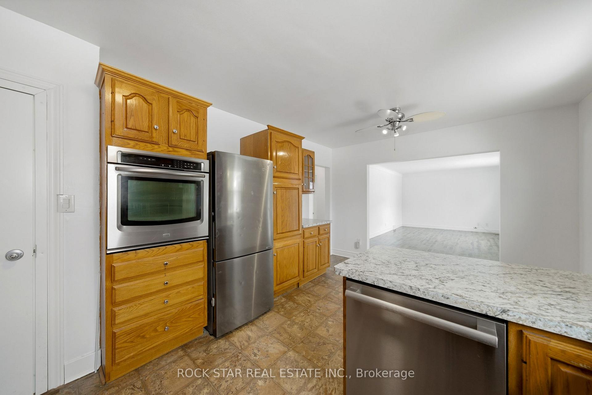 Photo 33 of 11 Nickerson Avenue, St. Catharines, Vine/Linwell — HOMEH