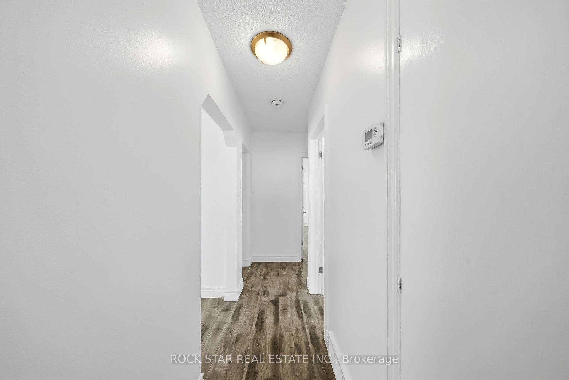 Photo 5 of 11 Nickerson Avenue, St. Catharines, Vine/Linwell — HOMEH