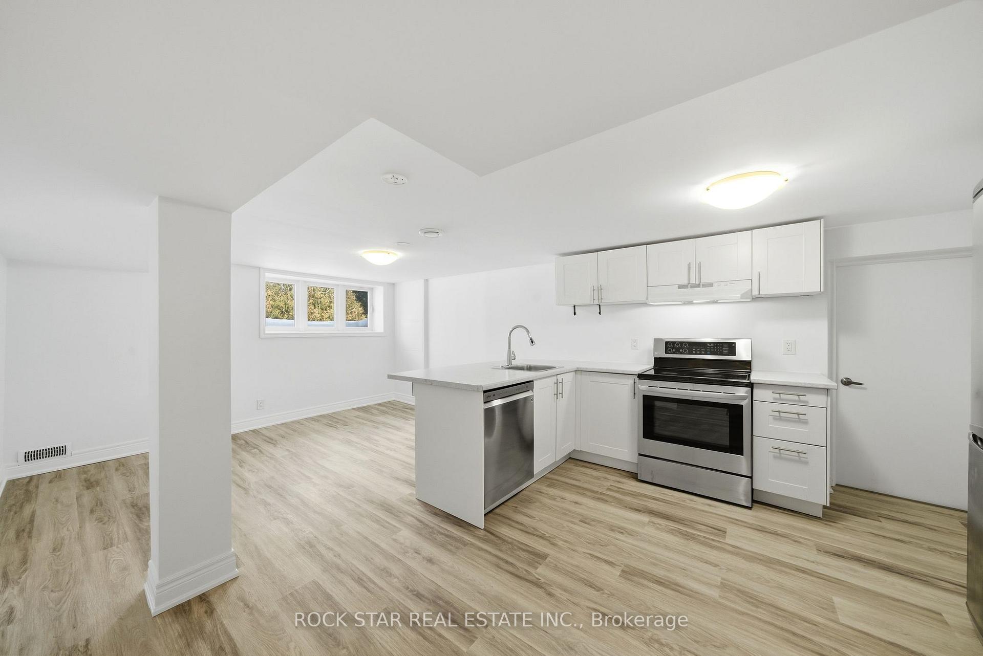 Photo 22 of 11 Nickerson Avenue, St. Catharines, Vine/Linwell — HOMEH