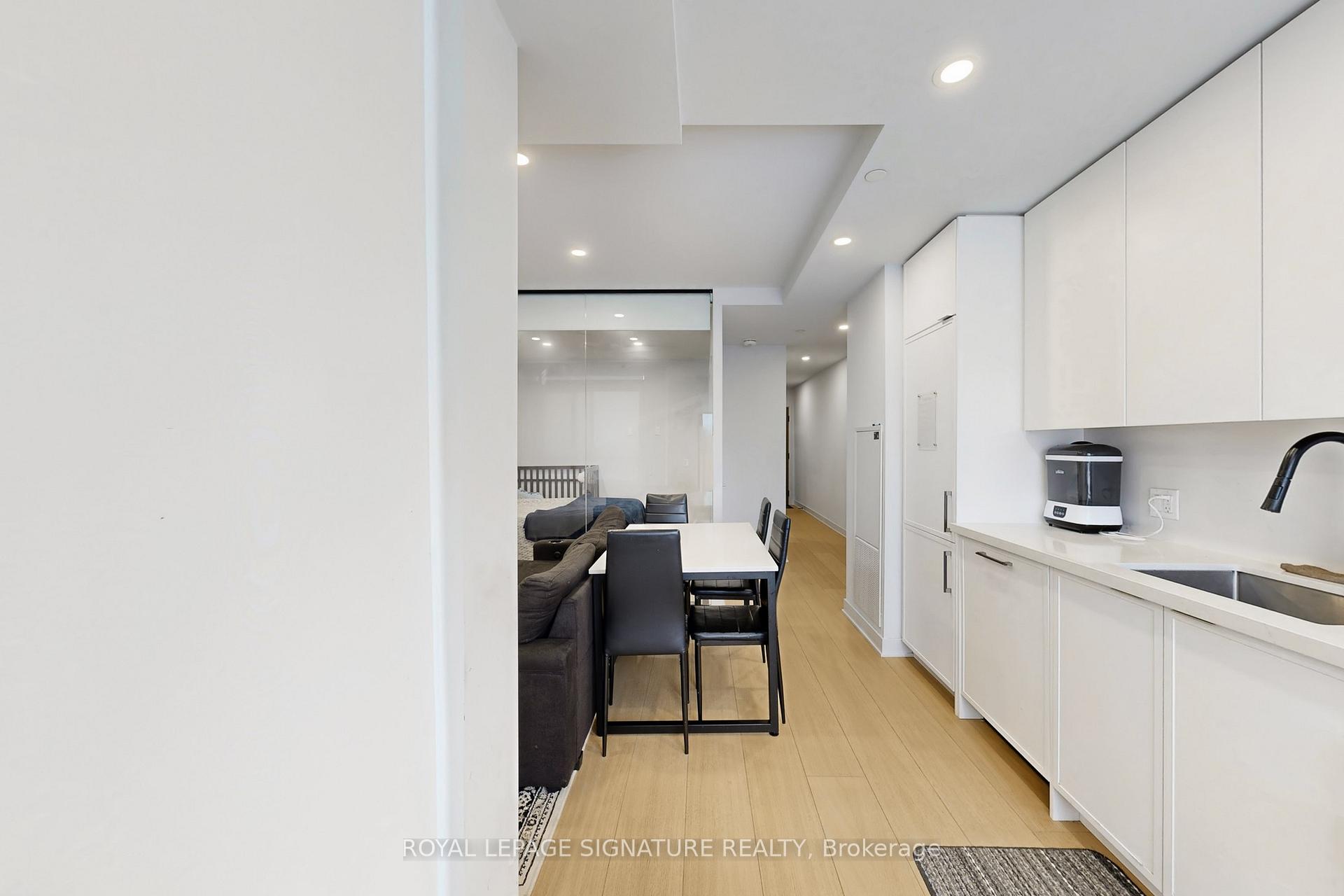 Photo 6 of Unit 2209, 2920 Hwy 7, Vaughan, Concord — HOMEH