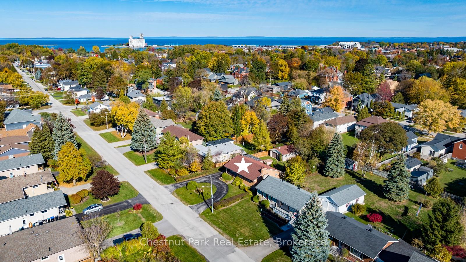Photo 2 of 185 Walnut Street, Collingwood — HOMEH