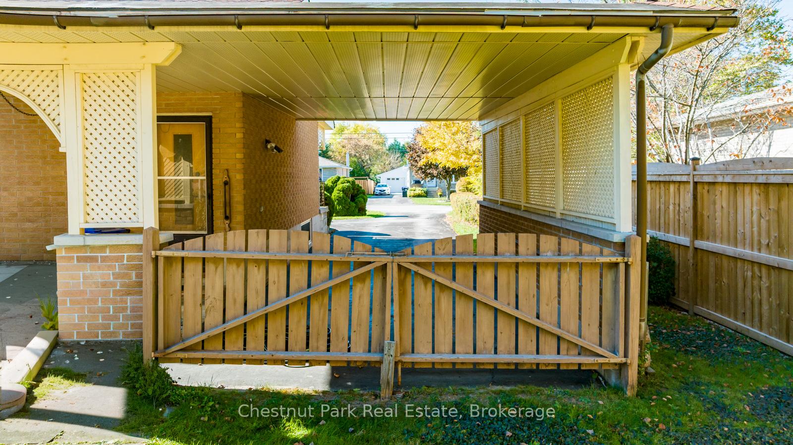 Photo 5 of 185 Walnut Street, Collingwood — HOMEH