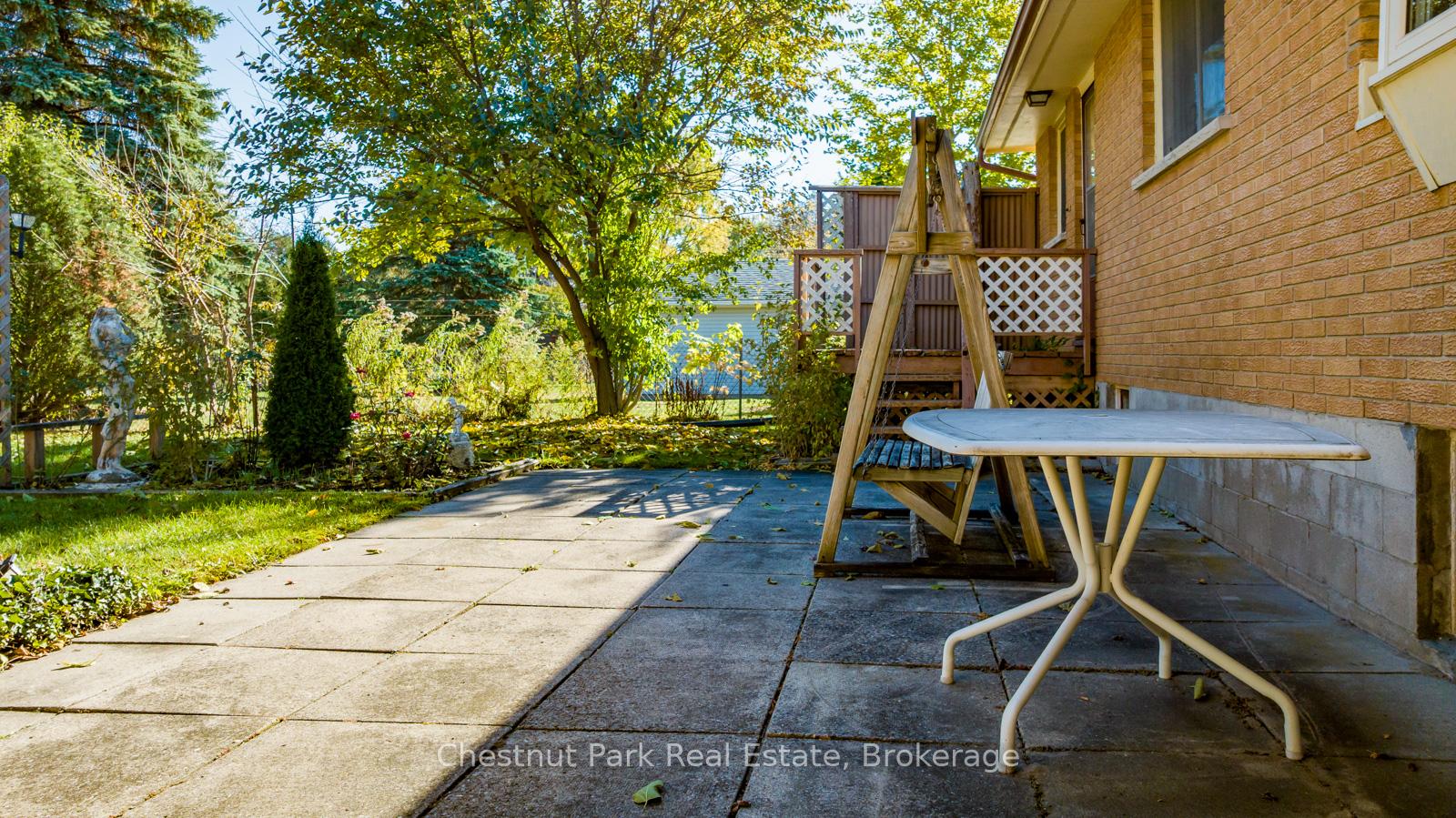 Photo 46 of 185 Walnut Street, Collingwood — HOMEH