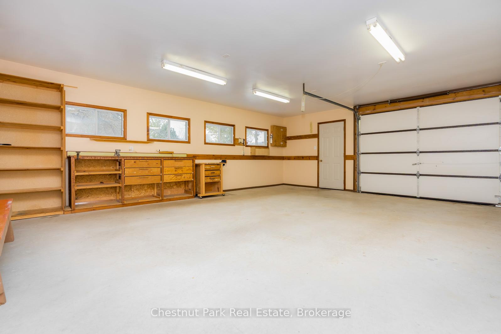 Photo 45 of 185 Walnut Street, Collingwood — HOMEH