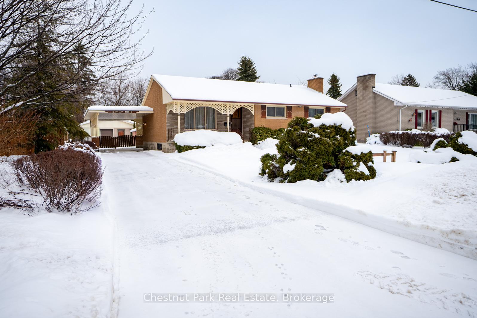 Photo 16 of 185 Walnut Street, Collingwood — HOMEH
