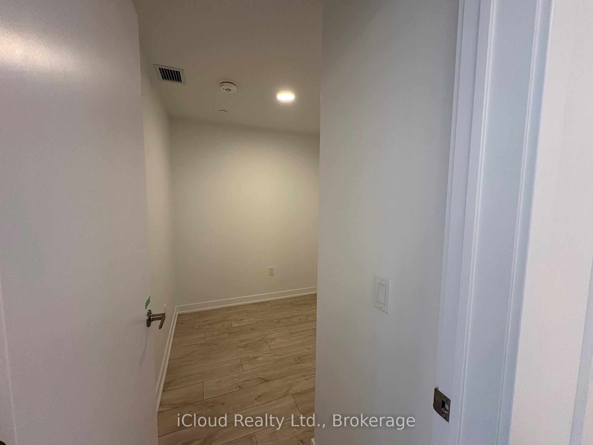 Photo 3 of Unit 706, 750 Whitlock Avenue, Milton, Cobban — HOMEH