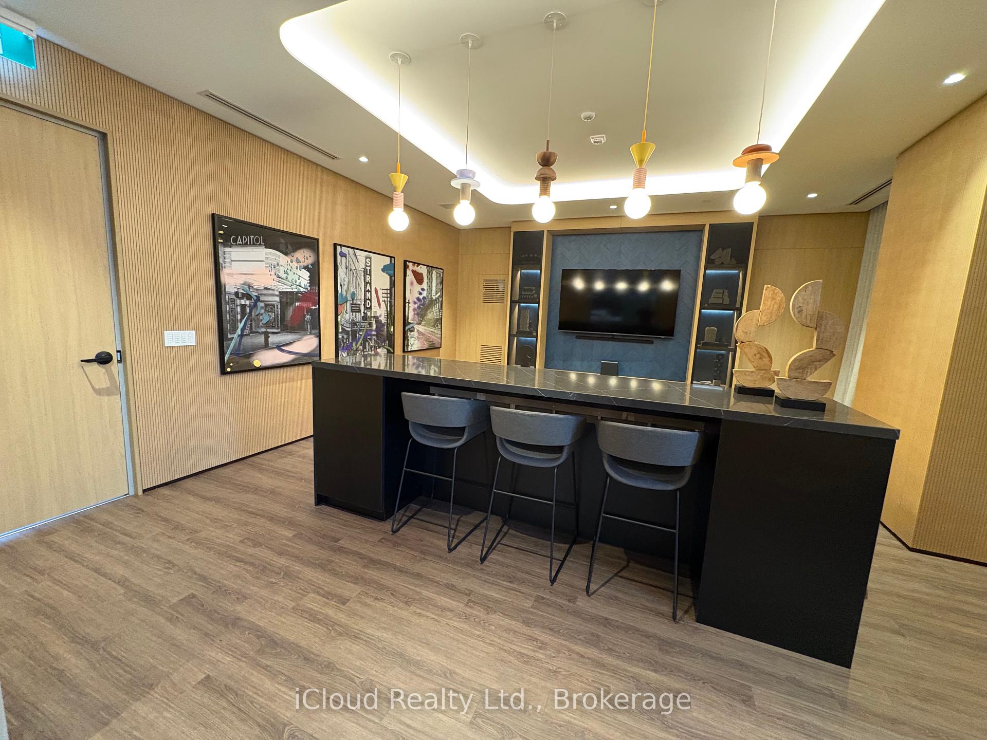 Photo 9 of Unit 706, 750 Whitlock Avenue, Milton, Cobban — HOMEH