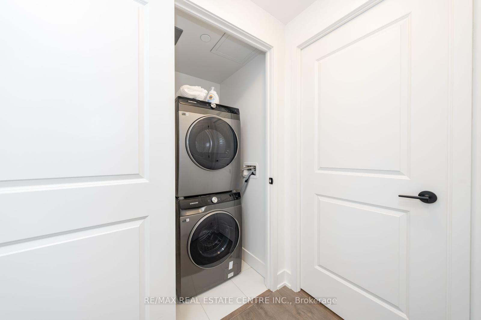 Photo 20 of Unit 313, 2343 Khalsa Gate, Oakville, Westmount — HOMEH