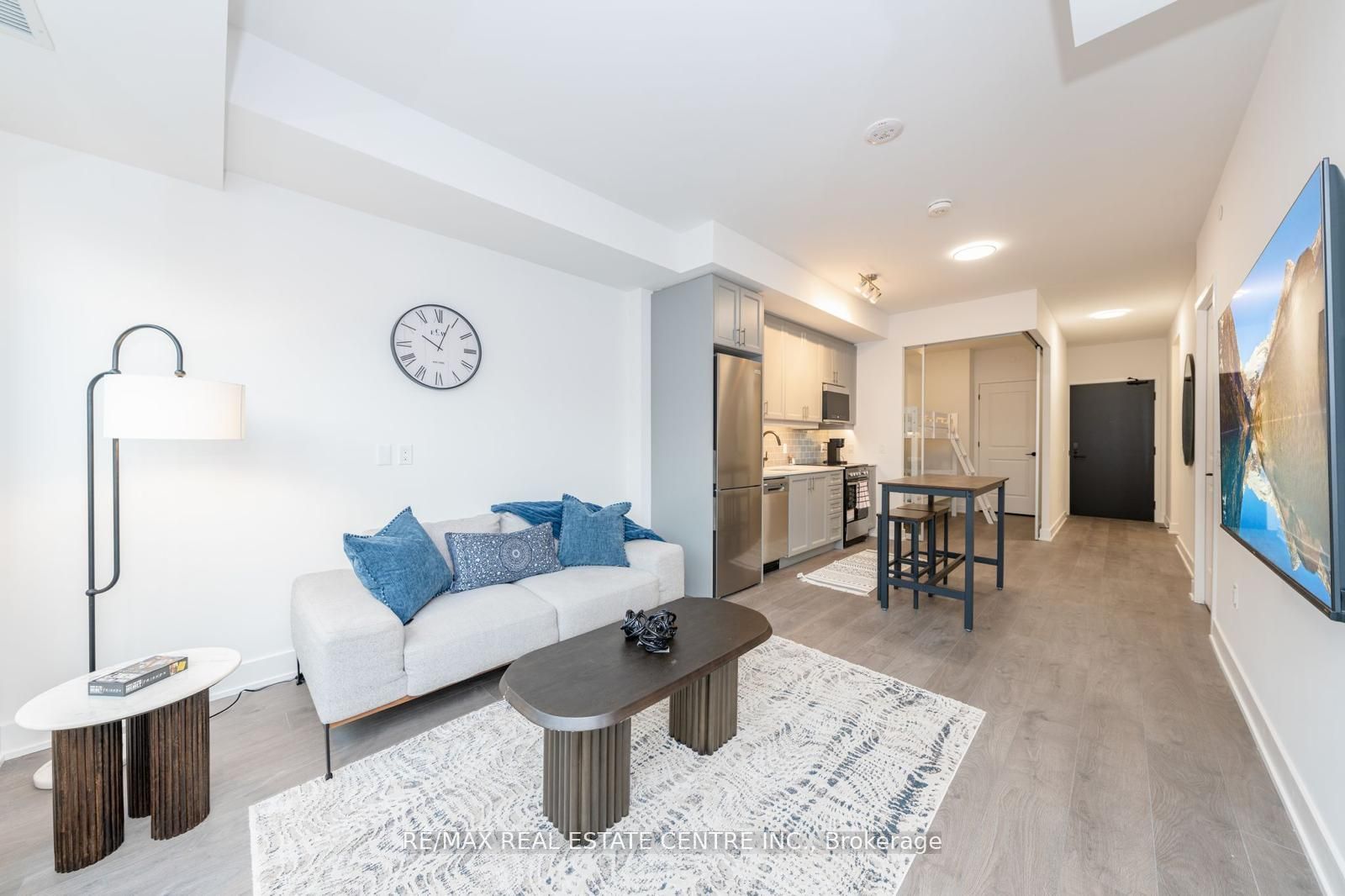 Photo 3 of Unit 313, 2343 Khalsa Gate, Oakville, Westmount — HOMEH