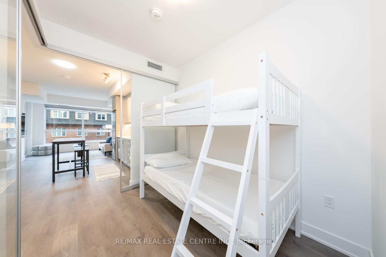 Photo 17 of Unit 313, 2343 Khalsa Gate, Oakville, Westmount — HOMEH