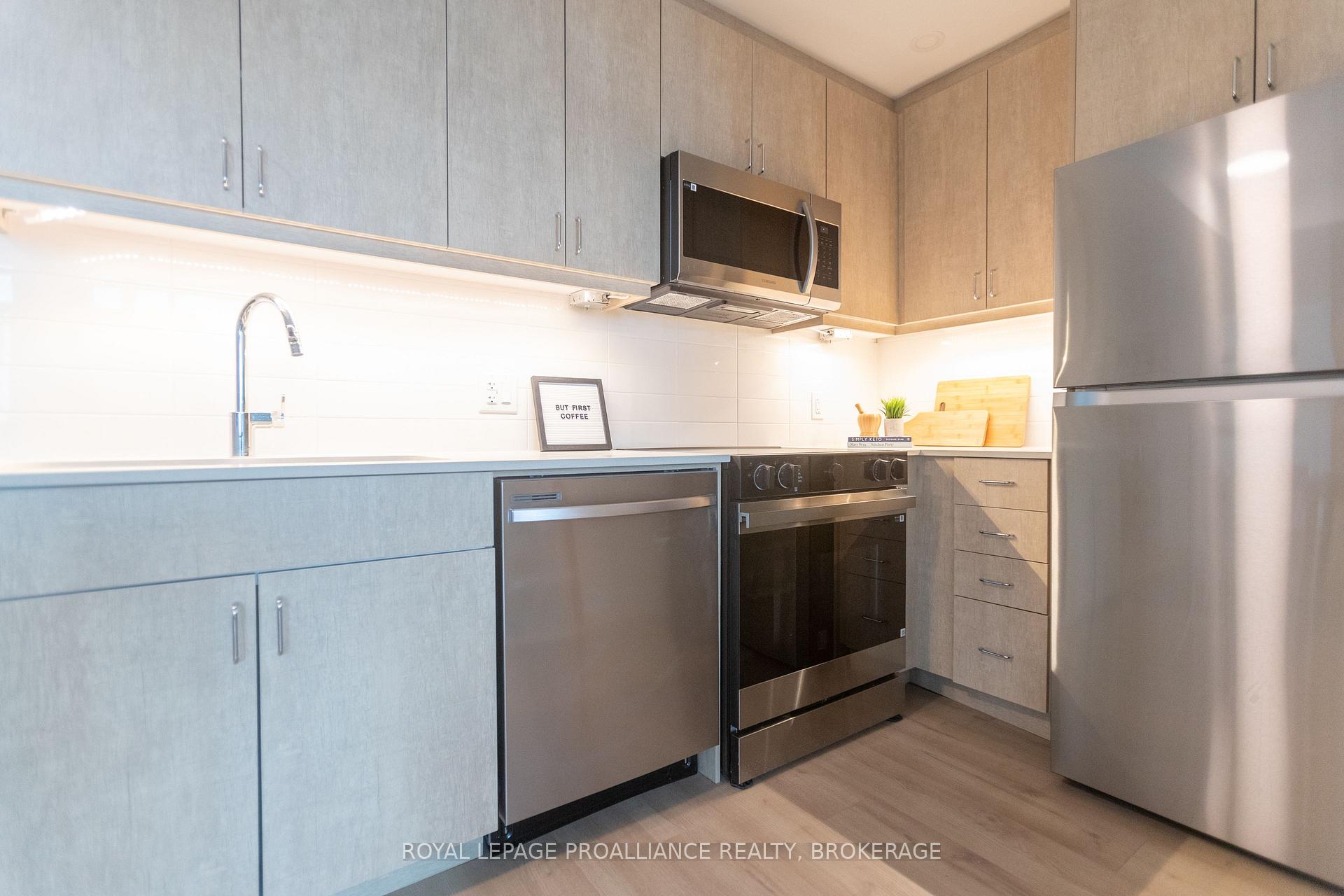 Photo 7 of Unit 605, 223 Princess Street, Kingston, East of Sir John A. Blvd — HOMEH