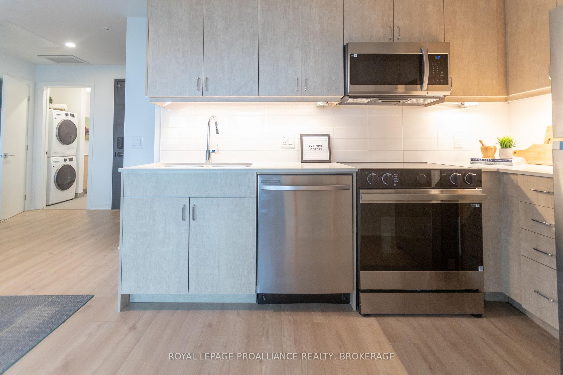 Photo 8 of Unit 605, 223 Princess Street, Kingston, East of Sir John A. Blvd — HOMEH