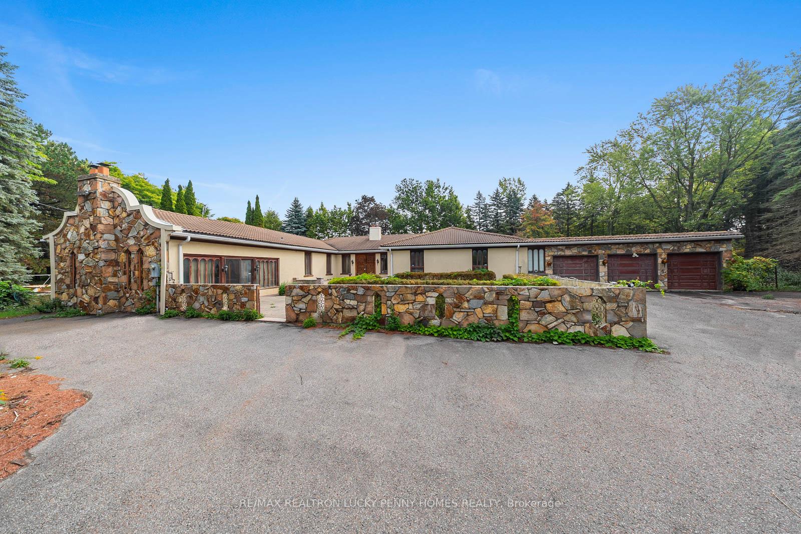 Front of 6 Scandia Court