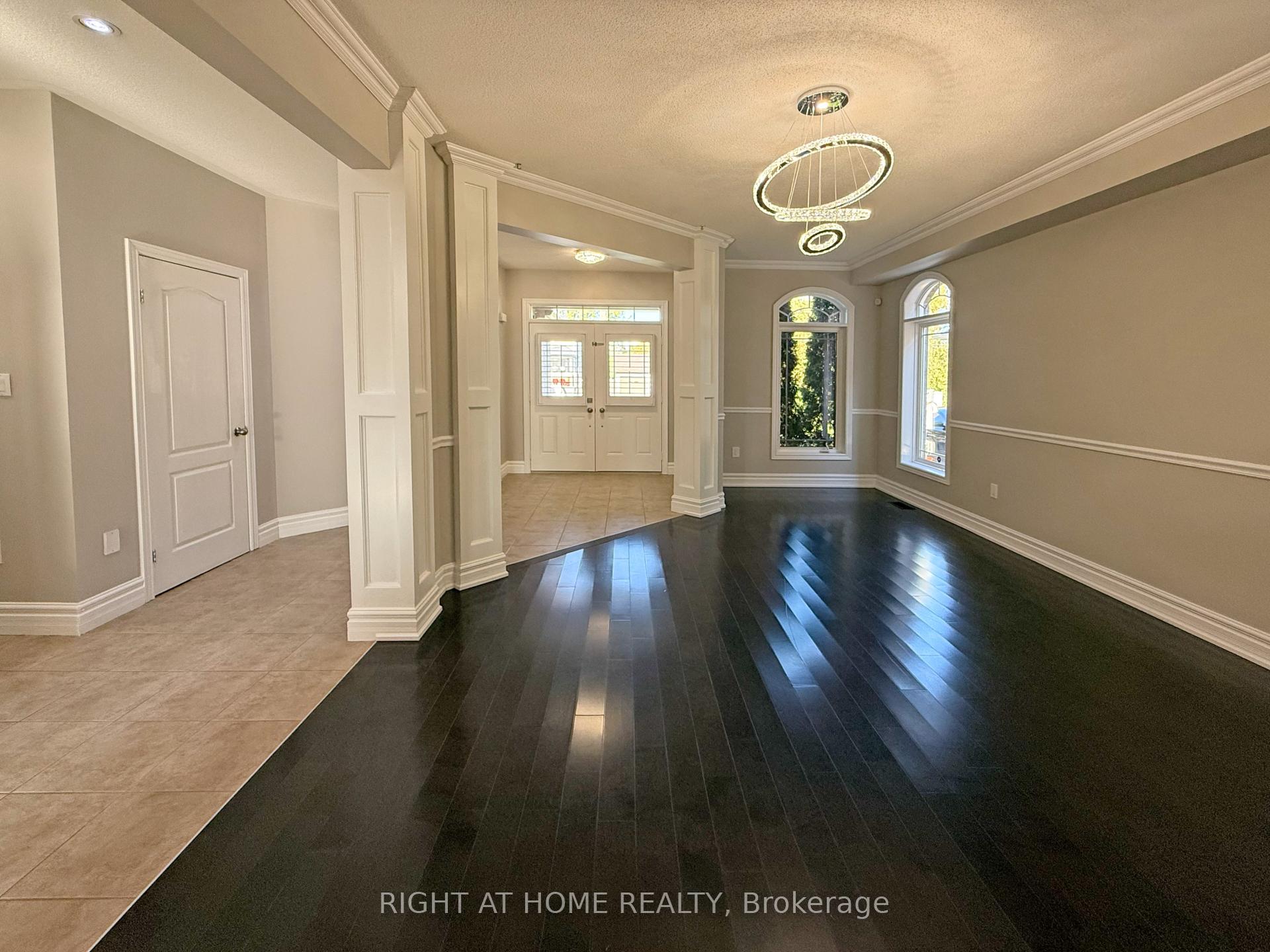 Photo 4 of 1294 Baseline Road, Hamilton, Winona Park — HOMEH