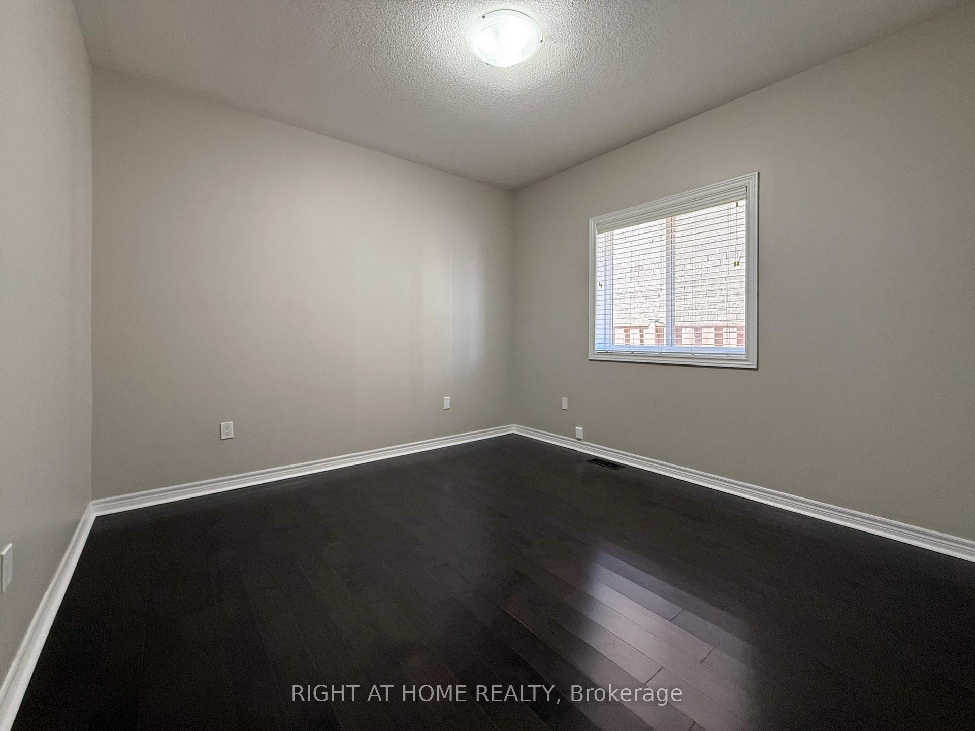 Photo 6 of 1294 Baseline Road, Hamilton, Winona Park — HOMEH