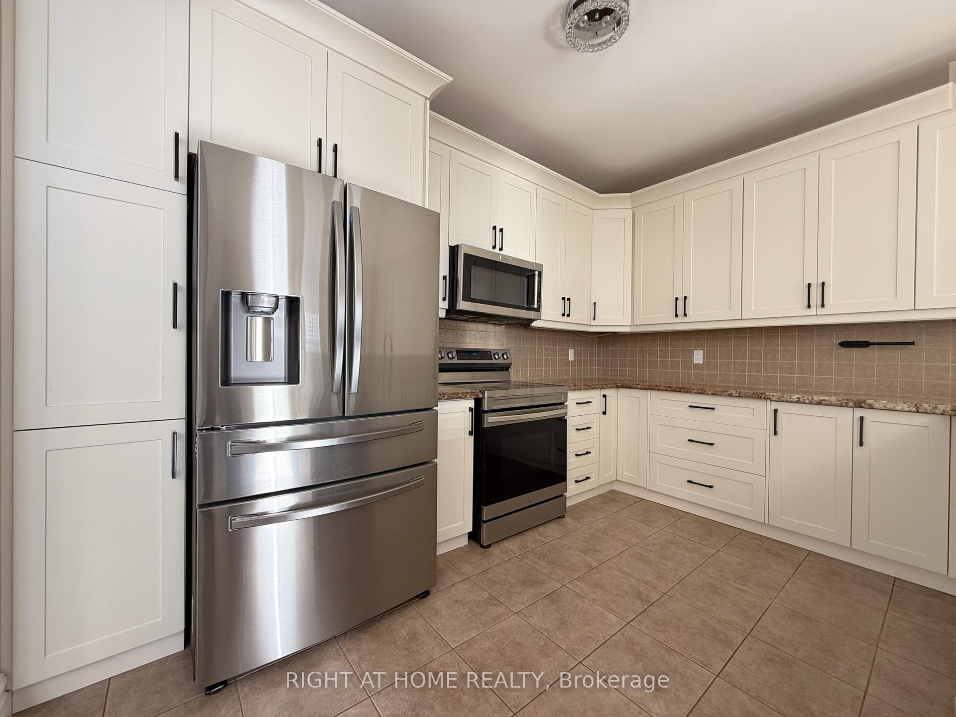 Photo 8 of 1294 Baseline Road, Hamilton, Winona Park — HOMEH