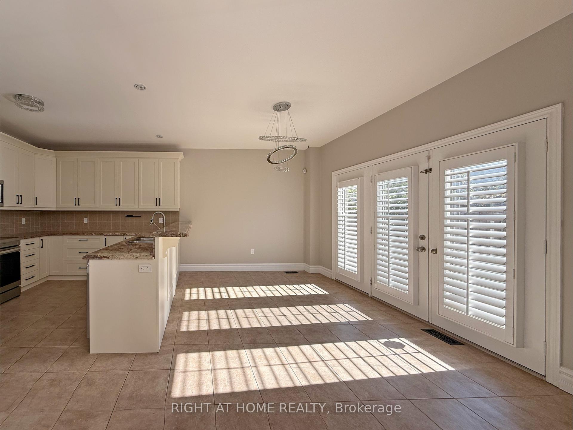 Photo 10 of 1294 Baseline Road, Hamilton, Winona Park — HOMEH
