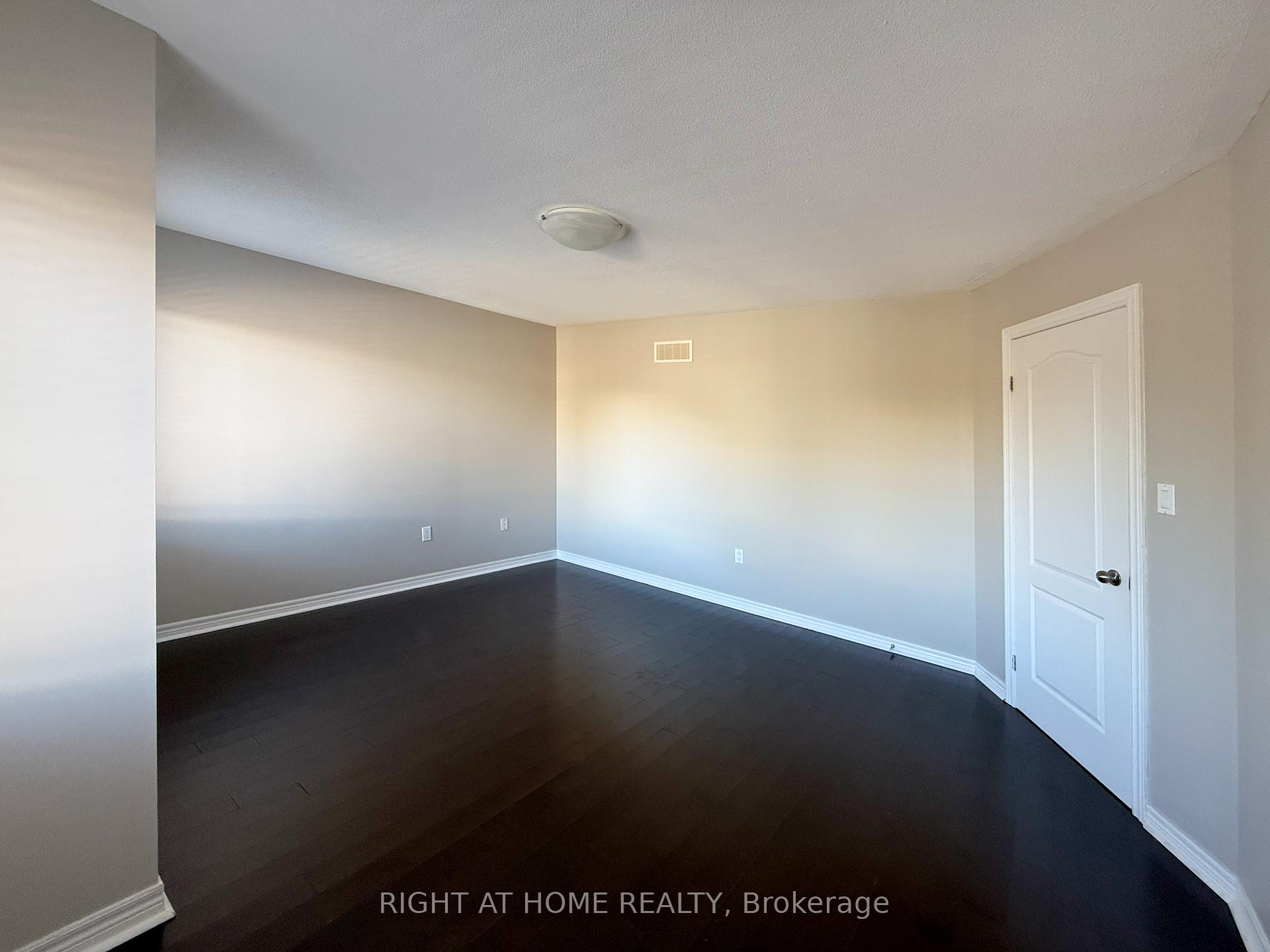 Photo 23 of 1294 Baseline Road, Hamilton, Winona Park — HOMEH