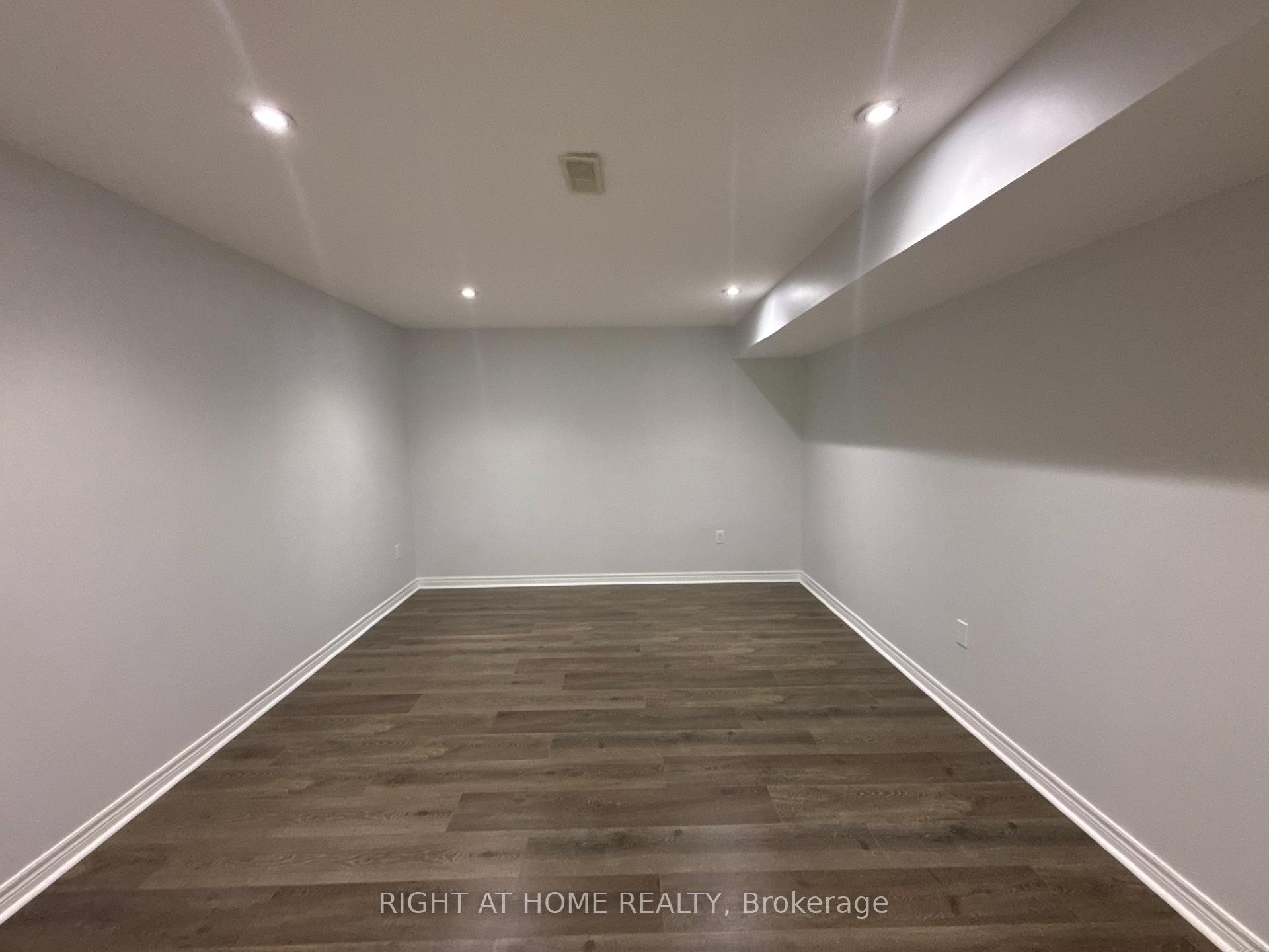Photo 37 of 1294 Baseline Road, Hamilton, Winona Park — HOMEH