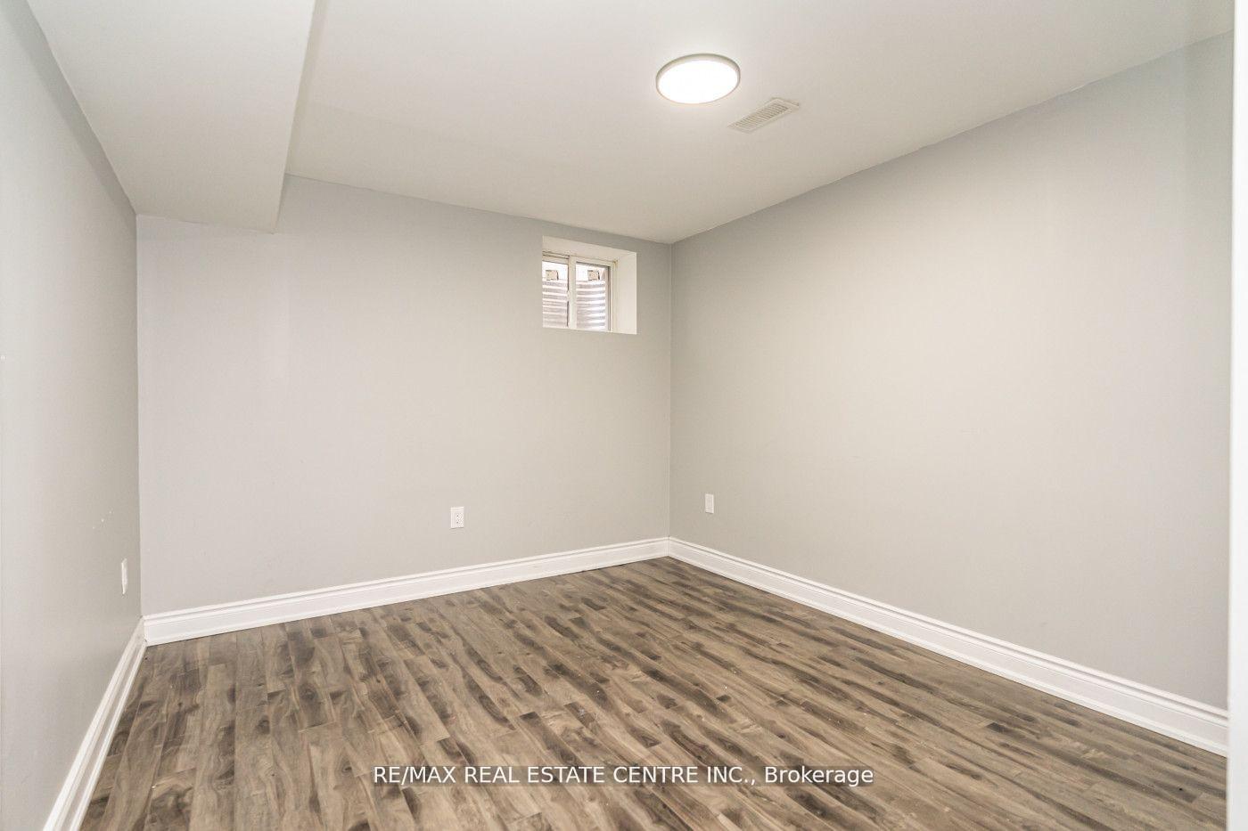 Photo 28 of 107 Crown Victoria Drive, Brampton, Fletcher's Meadow — HOMEH