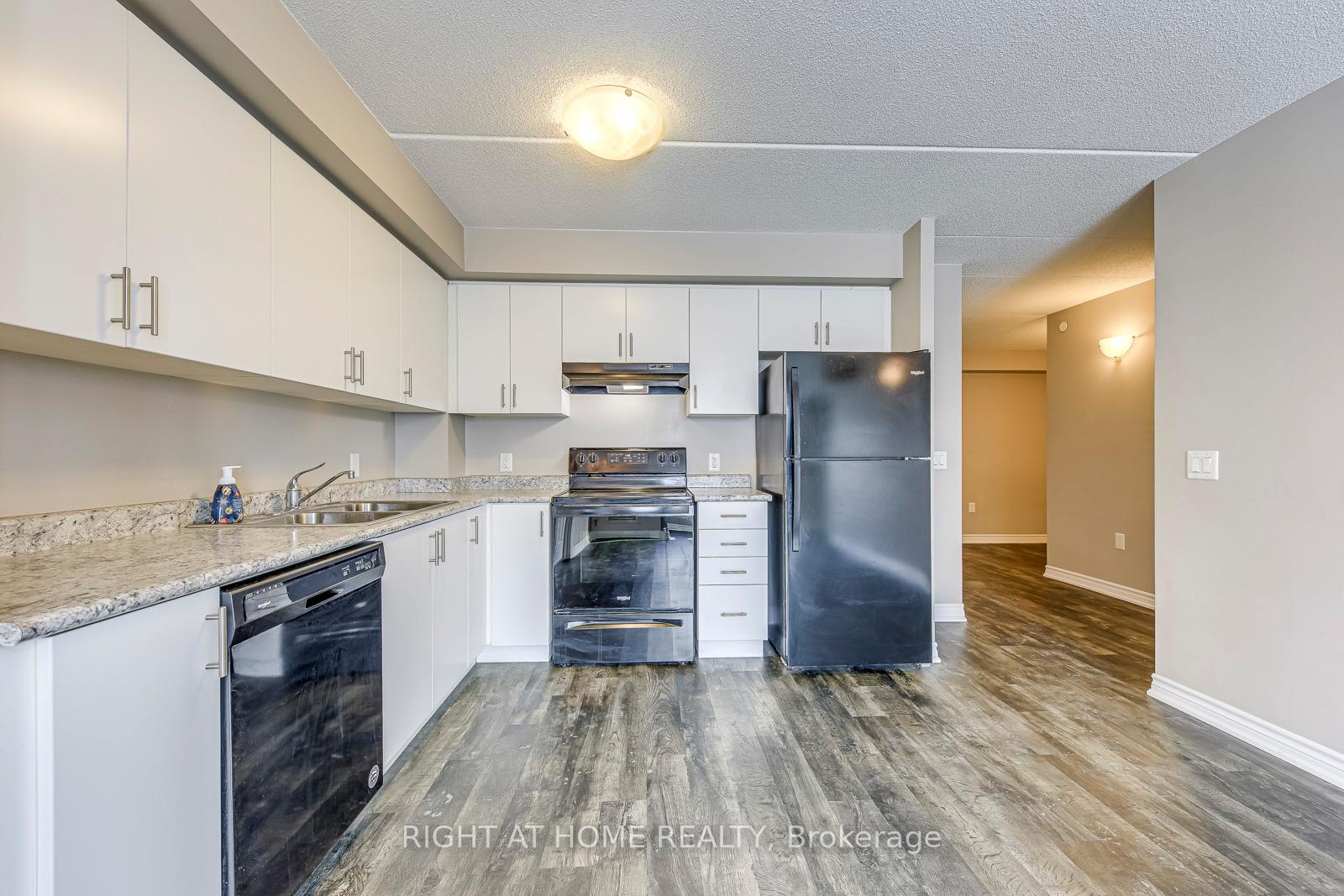 Photo 6 of Unit 1007, 716 Main Street E, Milton, Timberlea — HOMEH