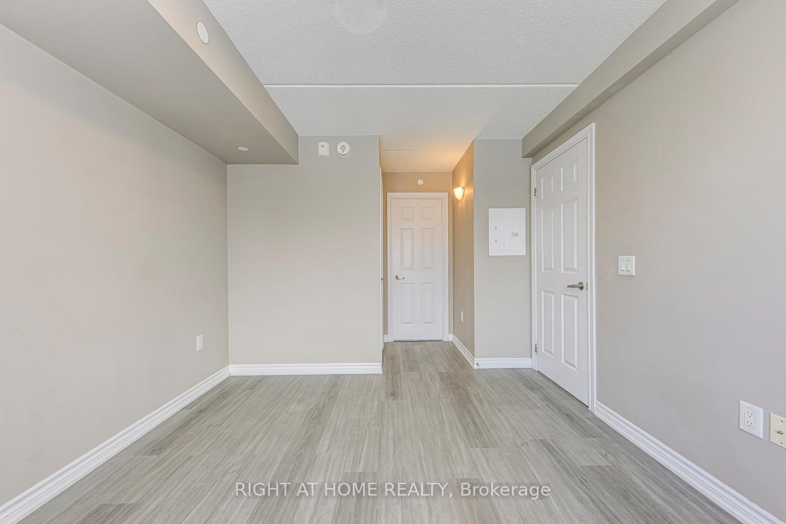 Photo 26 of Unit 1007, 716 Main Street E, Milton, Timberlea — HOMEH
