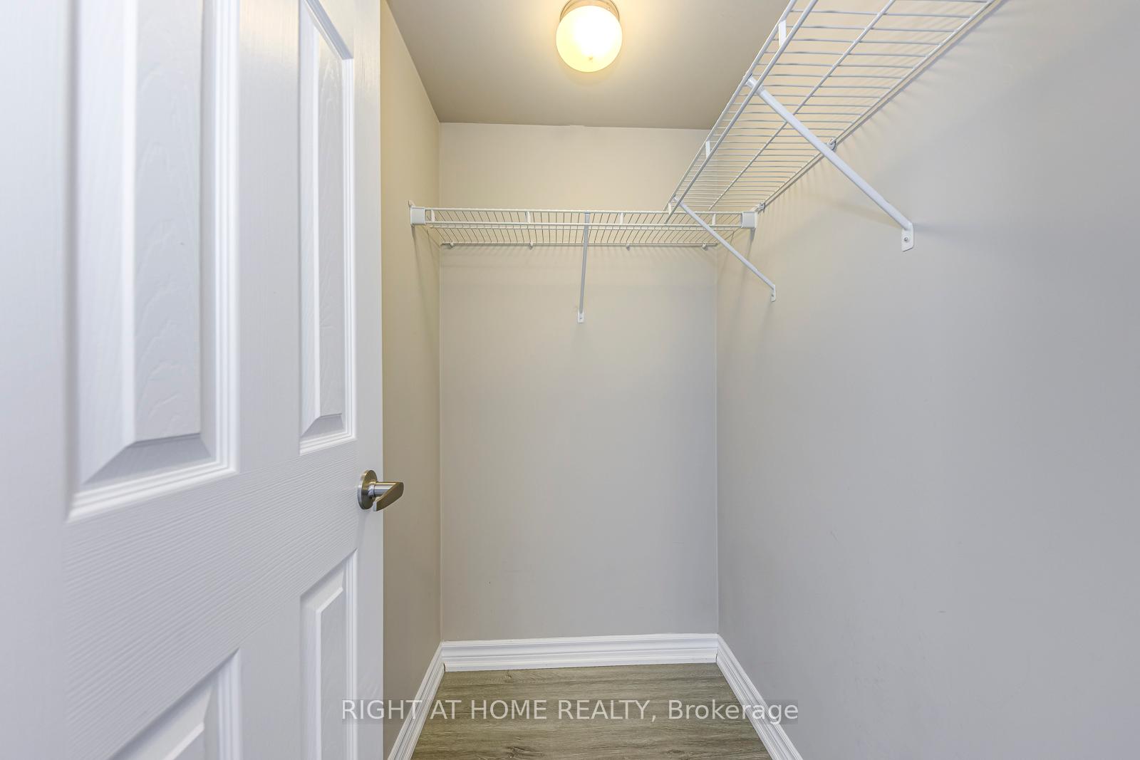 Photo 23 of Unit 1007, 716 Main Street E, Milton, Timberlea — HOMEH