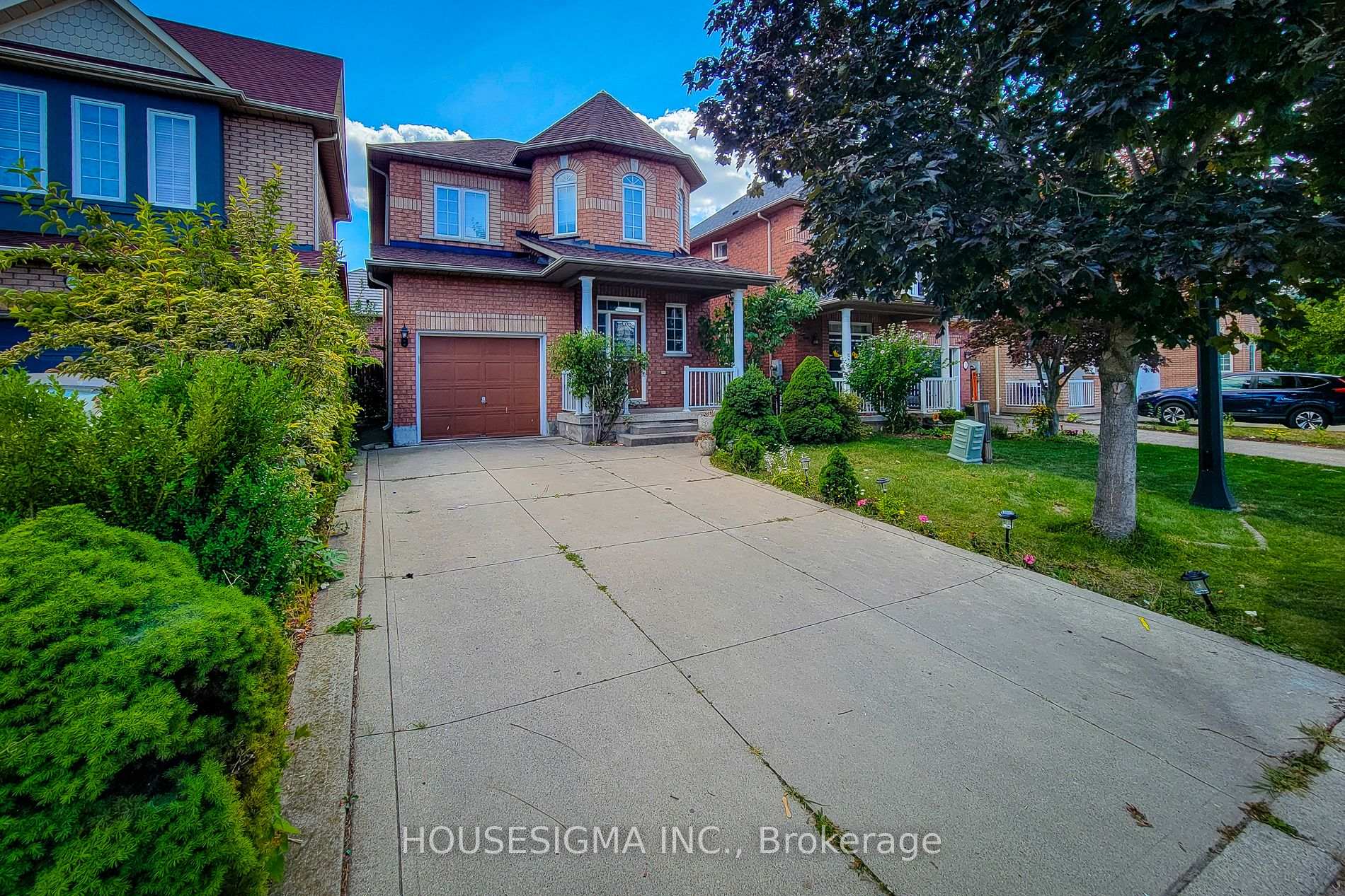 Photo 2 of Unit Main, 69 Peachwood Crescent, Hamilton, Stoney Creek — HOMEH