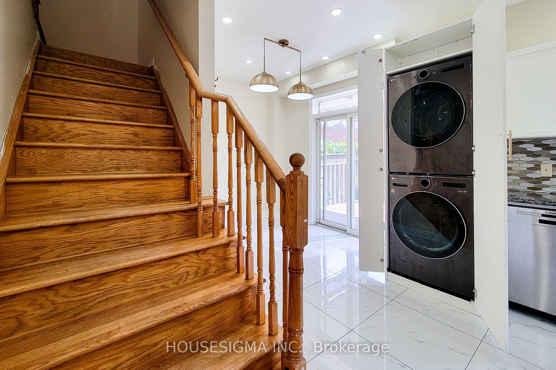 Photo 12 of Unit Main, 69 Peachwood Crescent, Hamilton, Stoney Creek — HOMEH