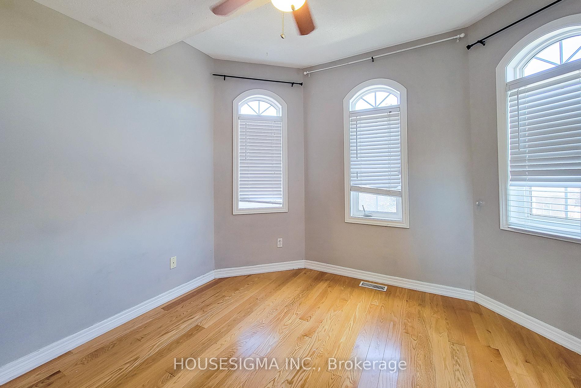 Photo 20 of Unit Main, 69 Peachwood Crescent, Hamilton, Stoney Creek — HOMEH