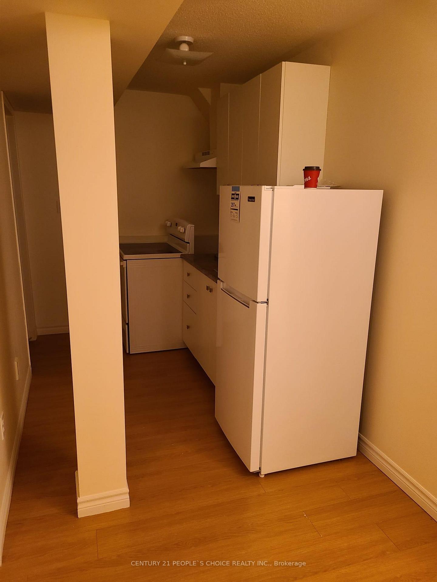 Photo 3 of Unit (Lower), 80 Gulfbrook Circle, Brampton, Heart Lake East — HOMEH