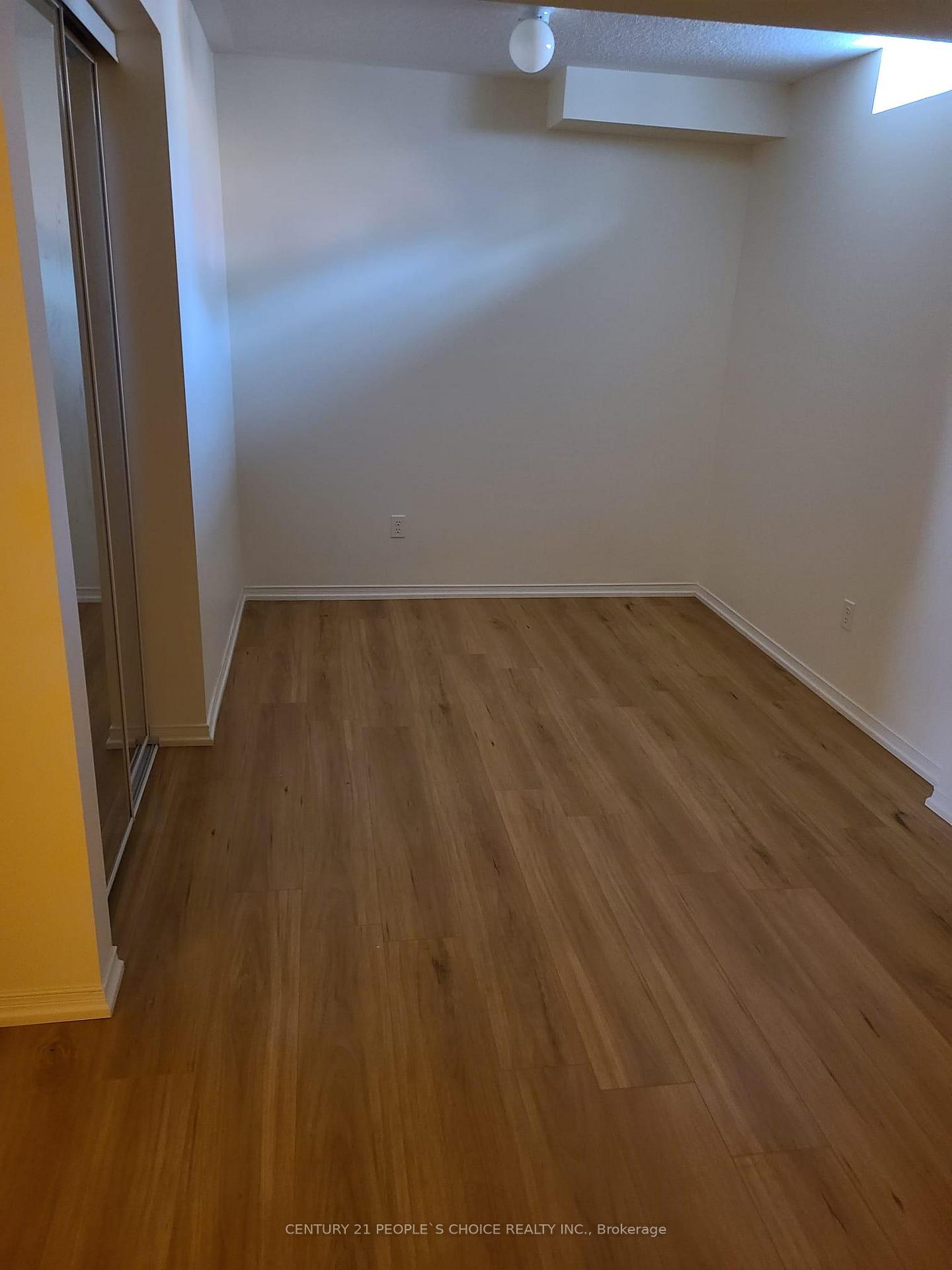 Photo 5 of Unit (Lower), 80 Gulfbrook Circle, Brampton, Heart Lake East — HOMEH
