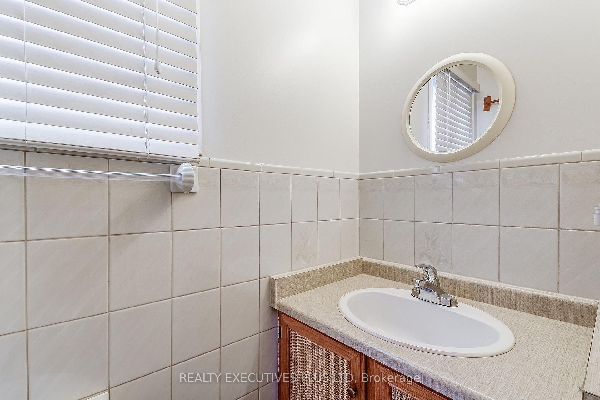 Photo 26 of 206 Vodden Street W, Brampton, Brampton West — HOMEH