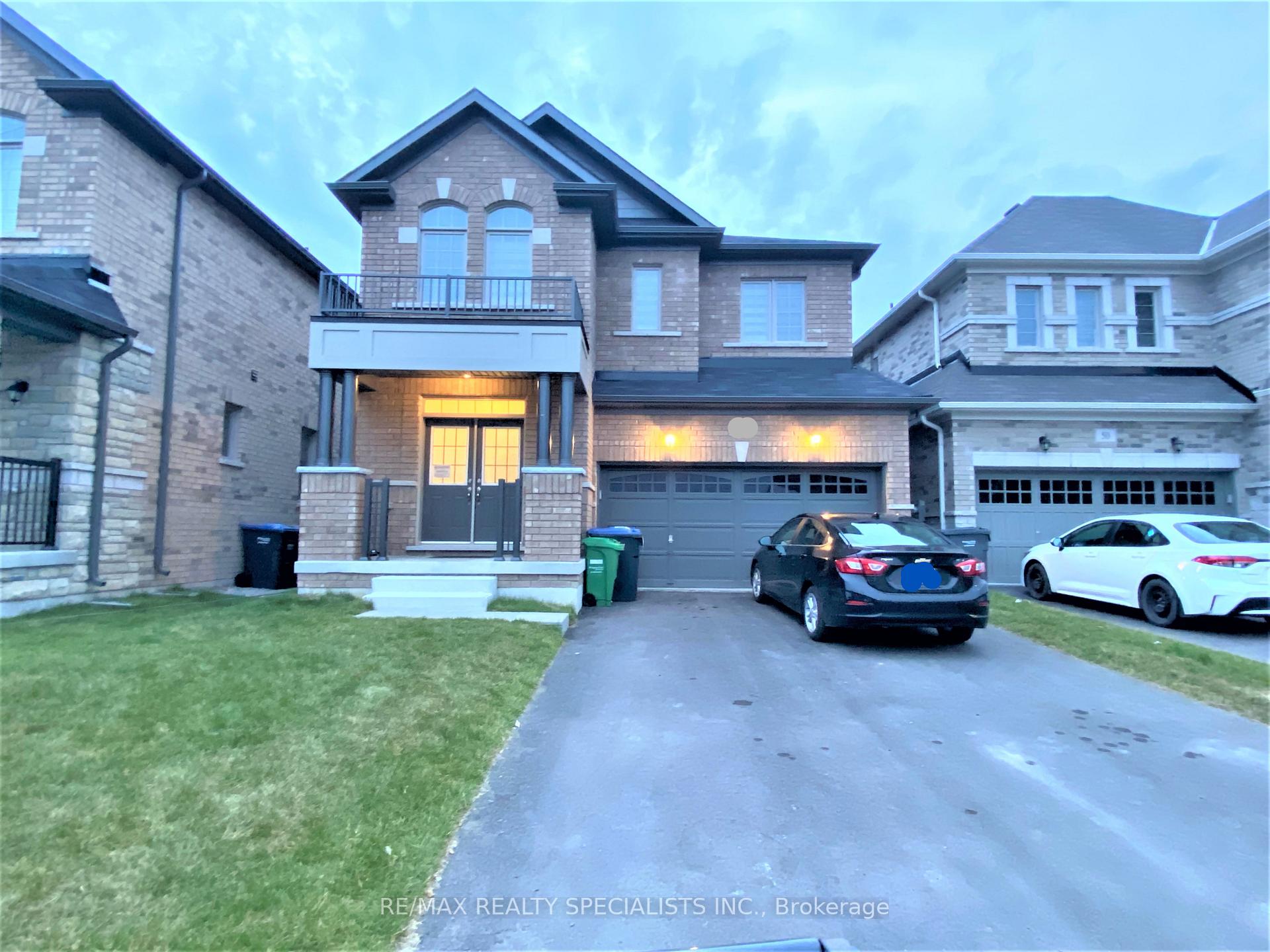Photo 1 of Unit Upper Level, 56 Deer Ridge Trail, Caledon, Rural Caledon — HOMEH