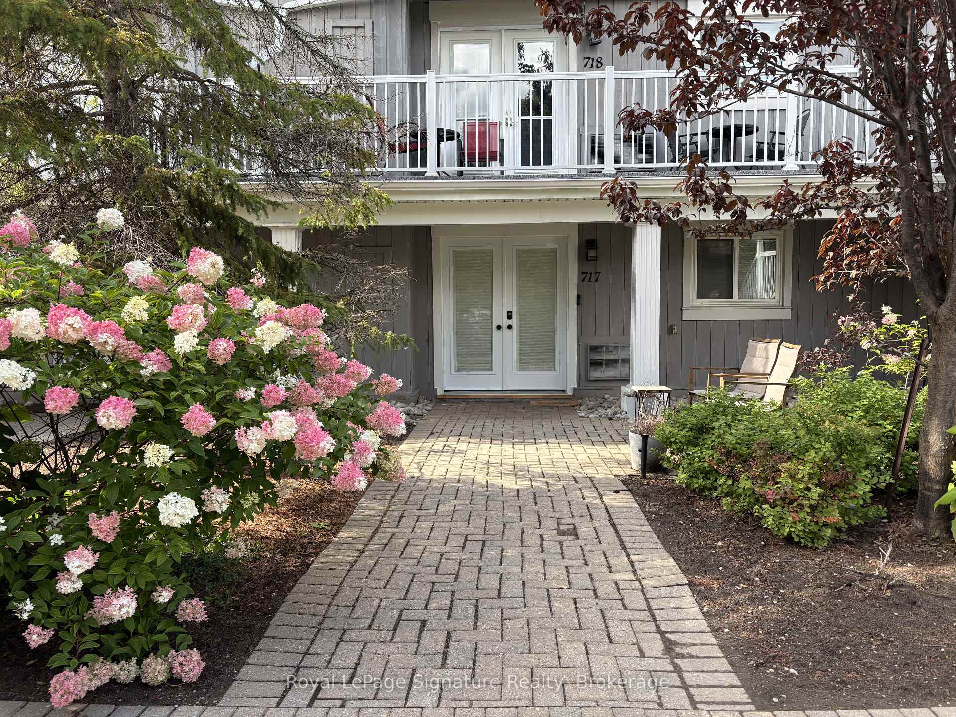 Front of Unit 717, 11 Dawson Drive