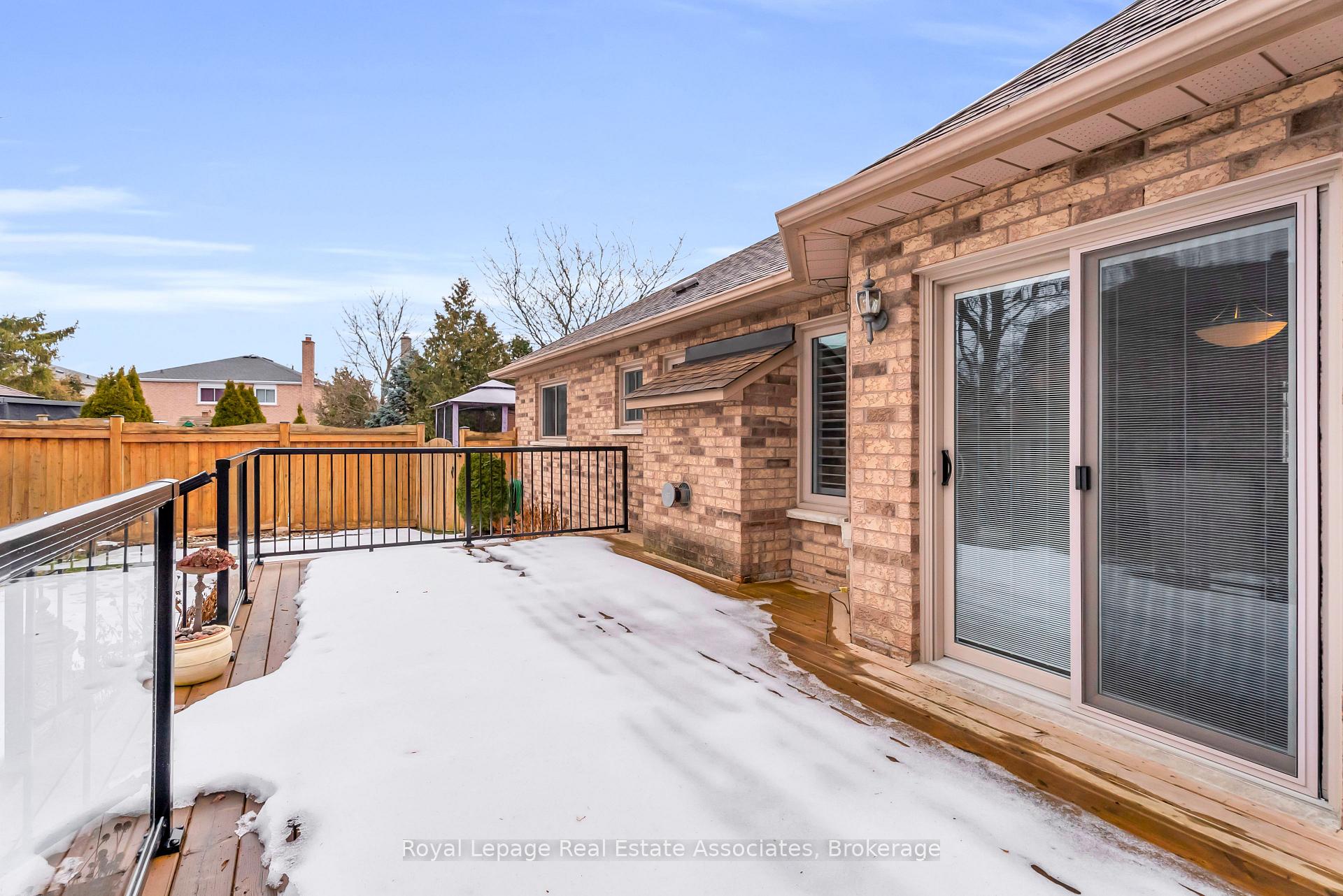 Photo 31 of 91 Samuel Crescent, Halton Hills, Georgetown — HOMEH