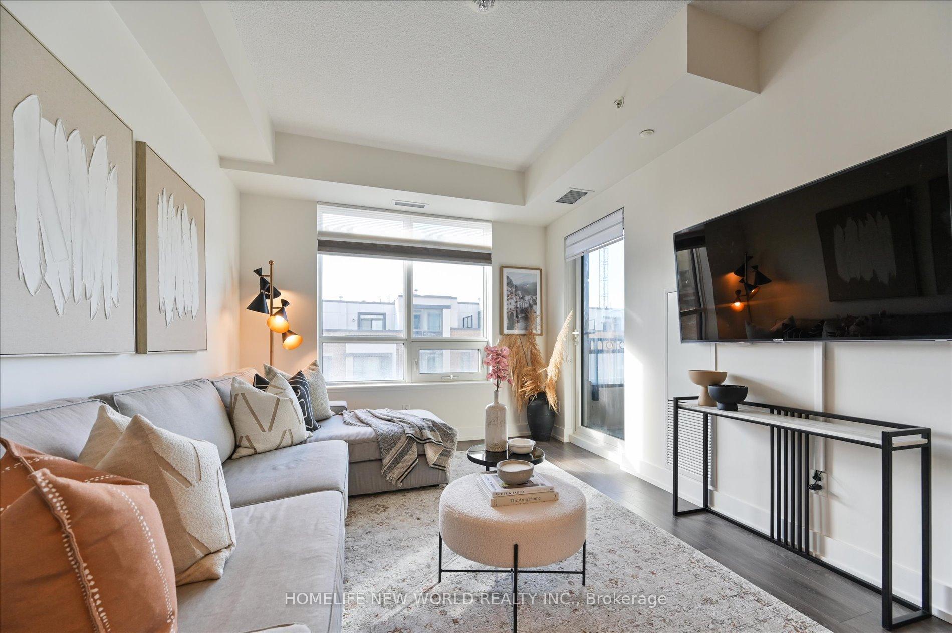 Front of Unit 318W, 268 Buchanan Drive