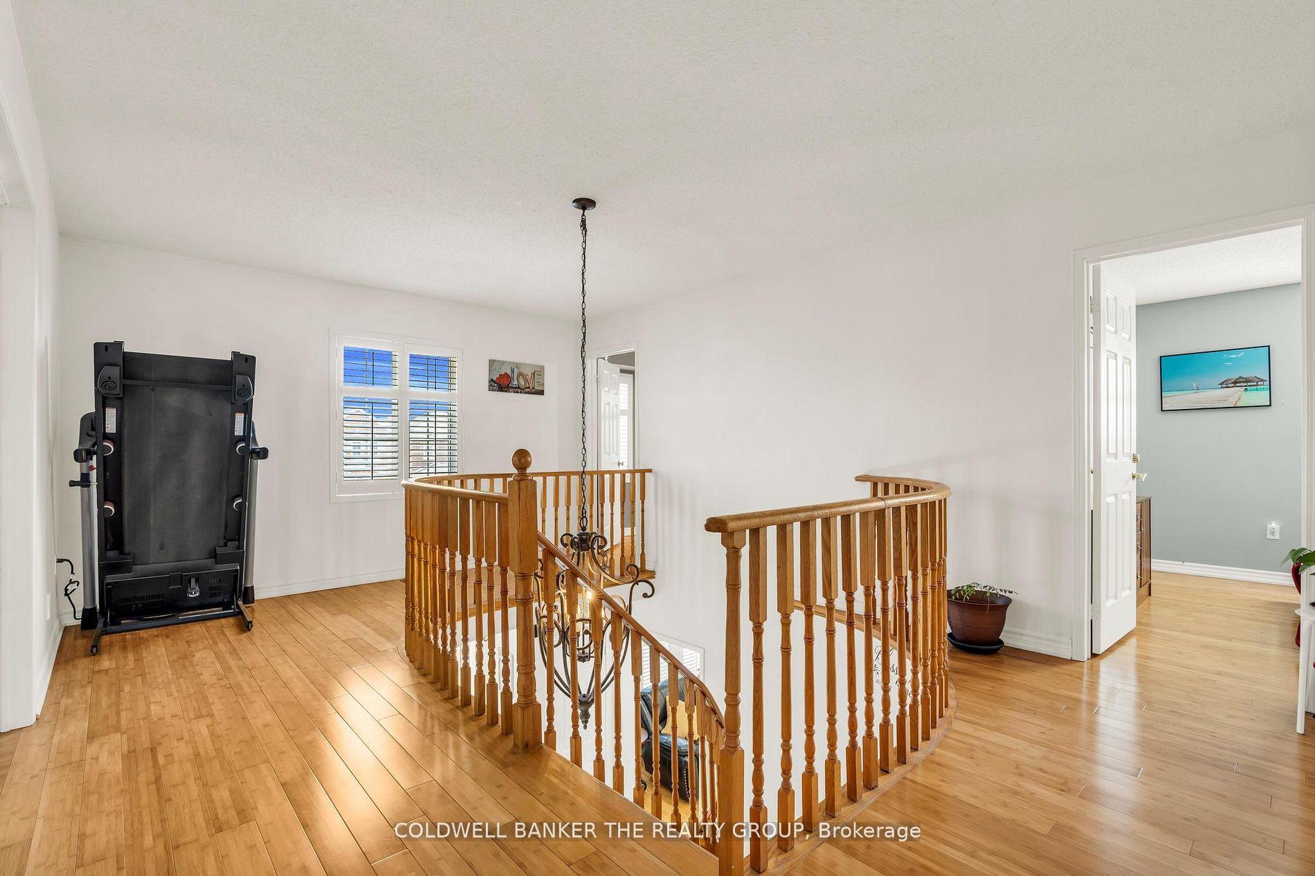 Photo 18 of 10 Colleyville Street, Brampton, Snelgrove — HOMEH