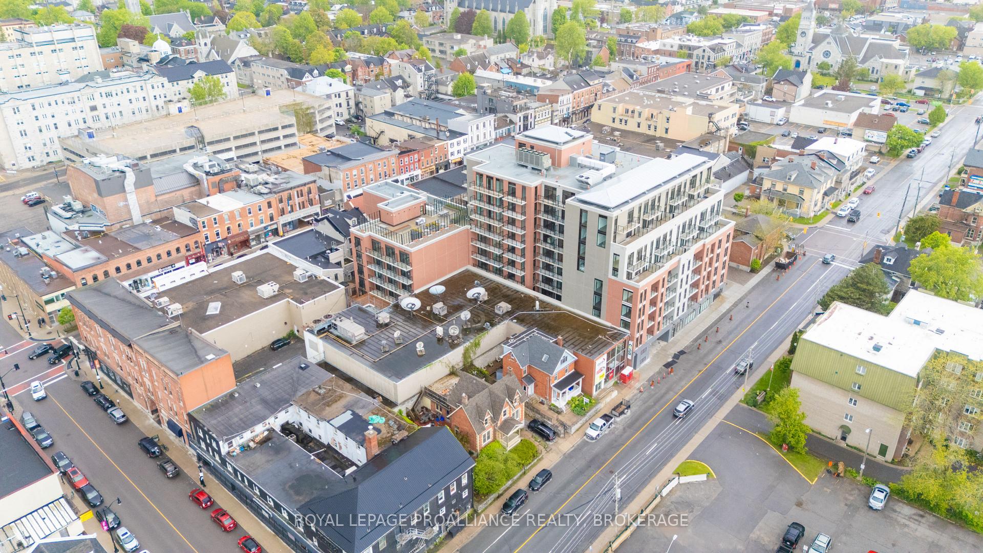 Photo of Unit 909, 223 Princess Street