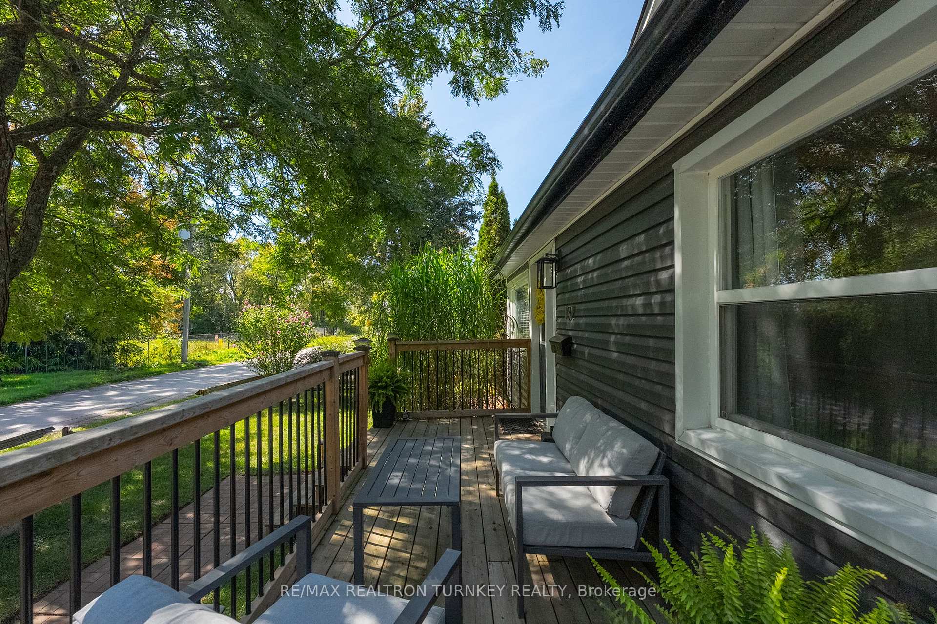 Photo 22 of 137 Cooks Bay Drive, Georgina, Keswick North — HOMEH