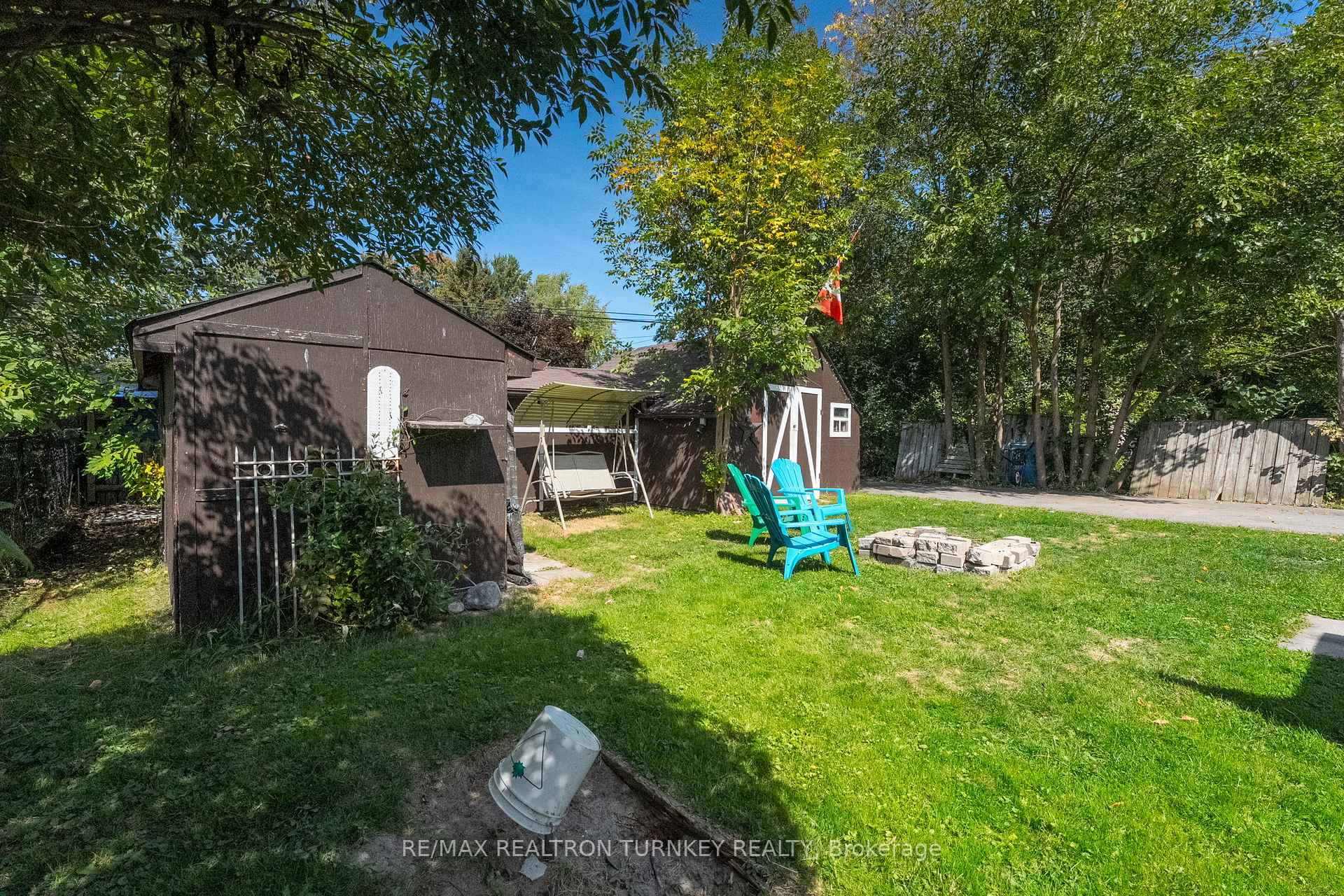Photo 29 of 137 Cooks Bay Drive, Georgina, Keswick North — HOMEH