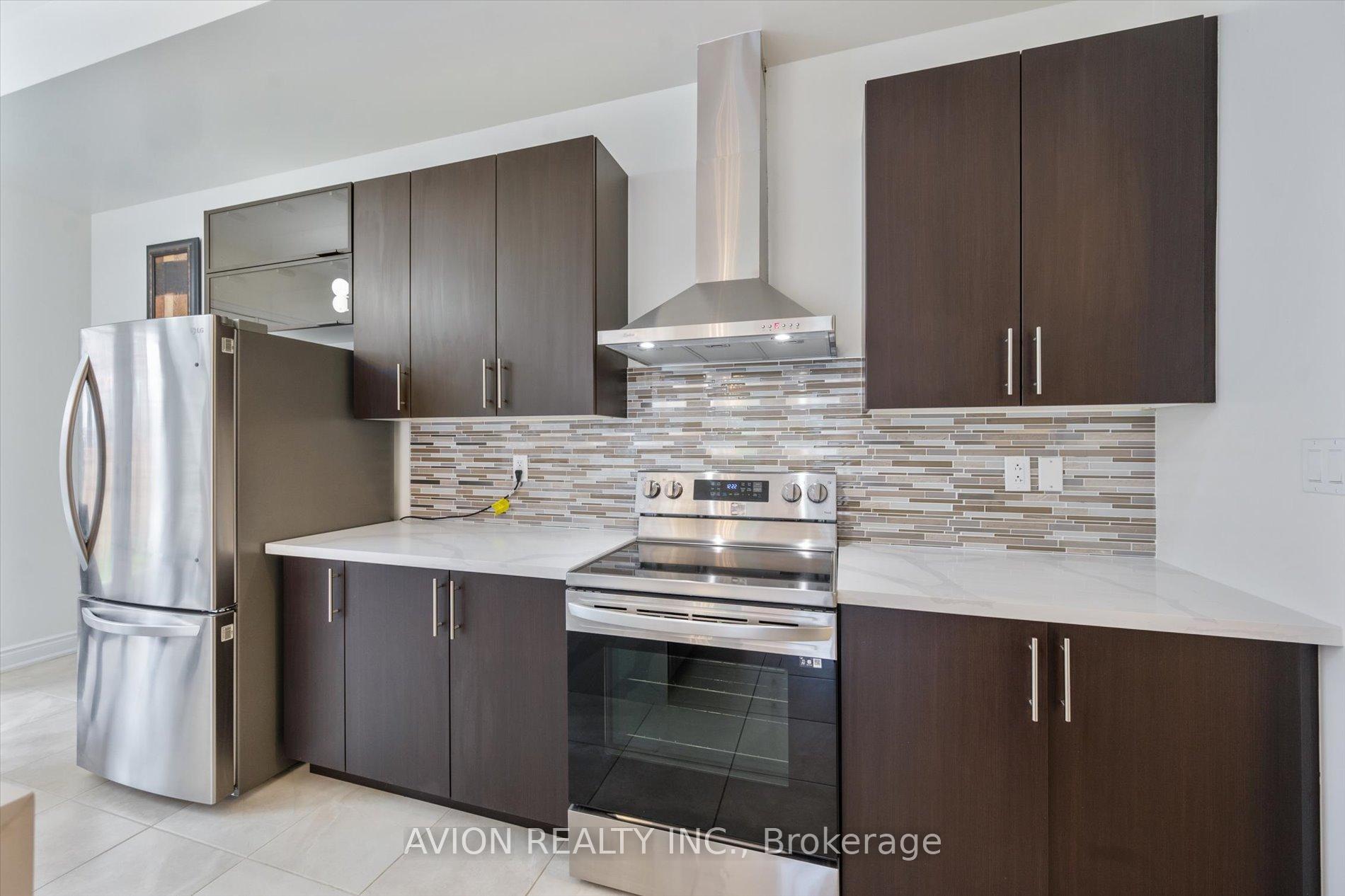 Photo 39 of 2417 Edward Leaver Trail, Oakville, Glen Abbey — HOMEH