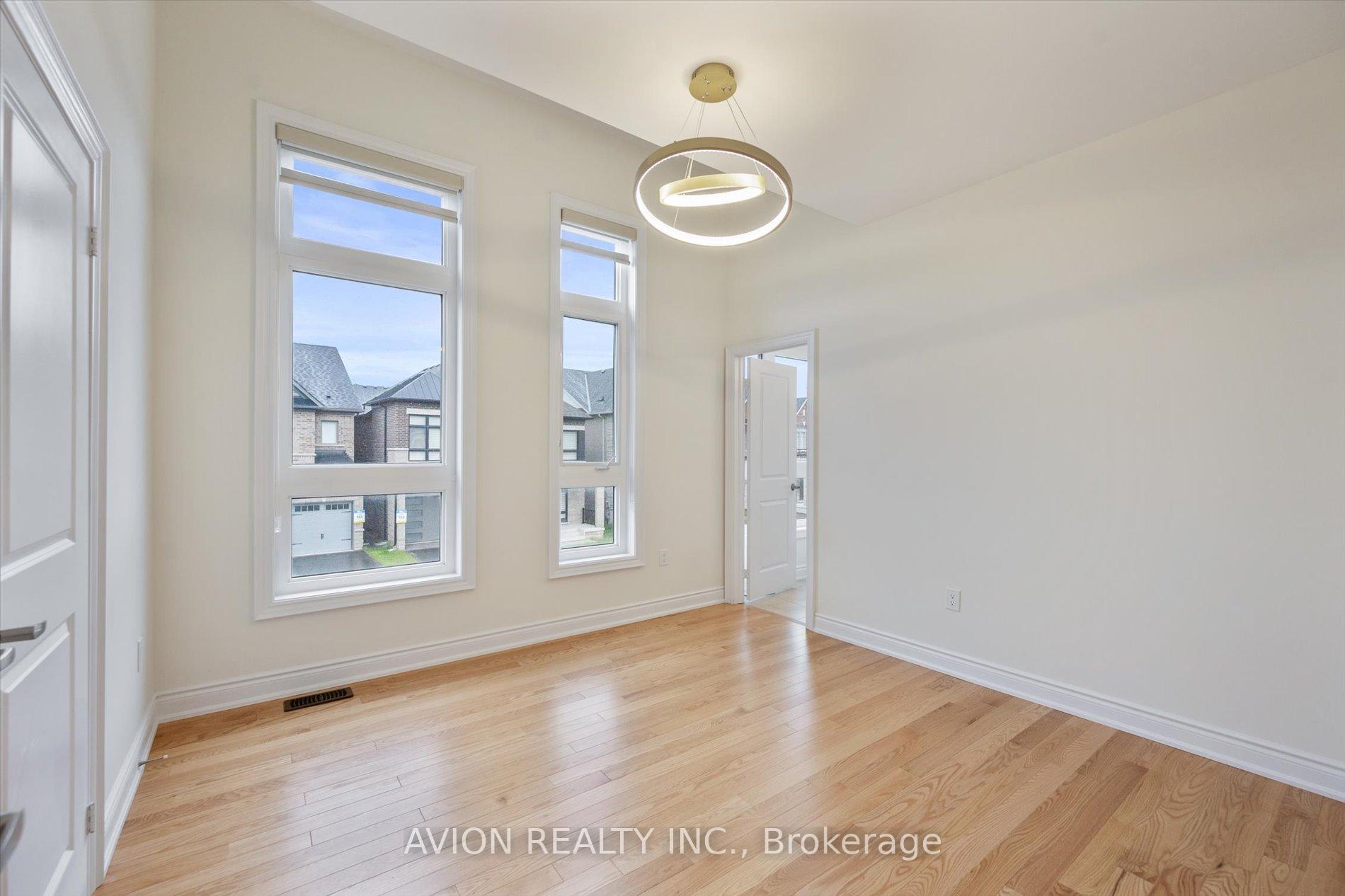 Photo 19 of 2417 Edward Leaver Trail, Oakville, Glen Abbey — HOMEH