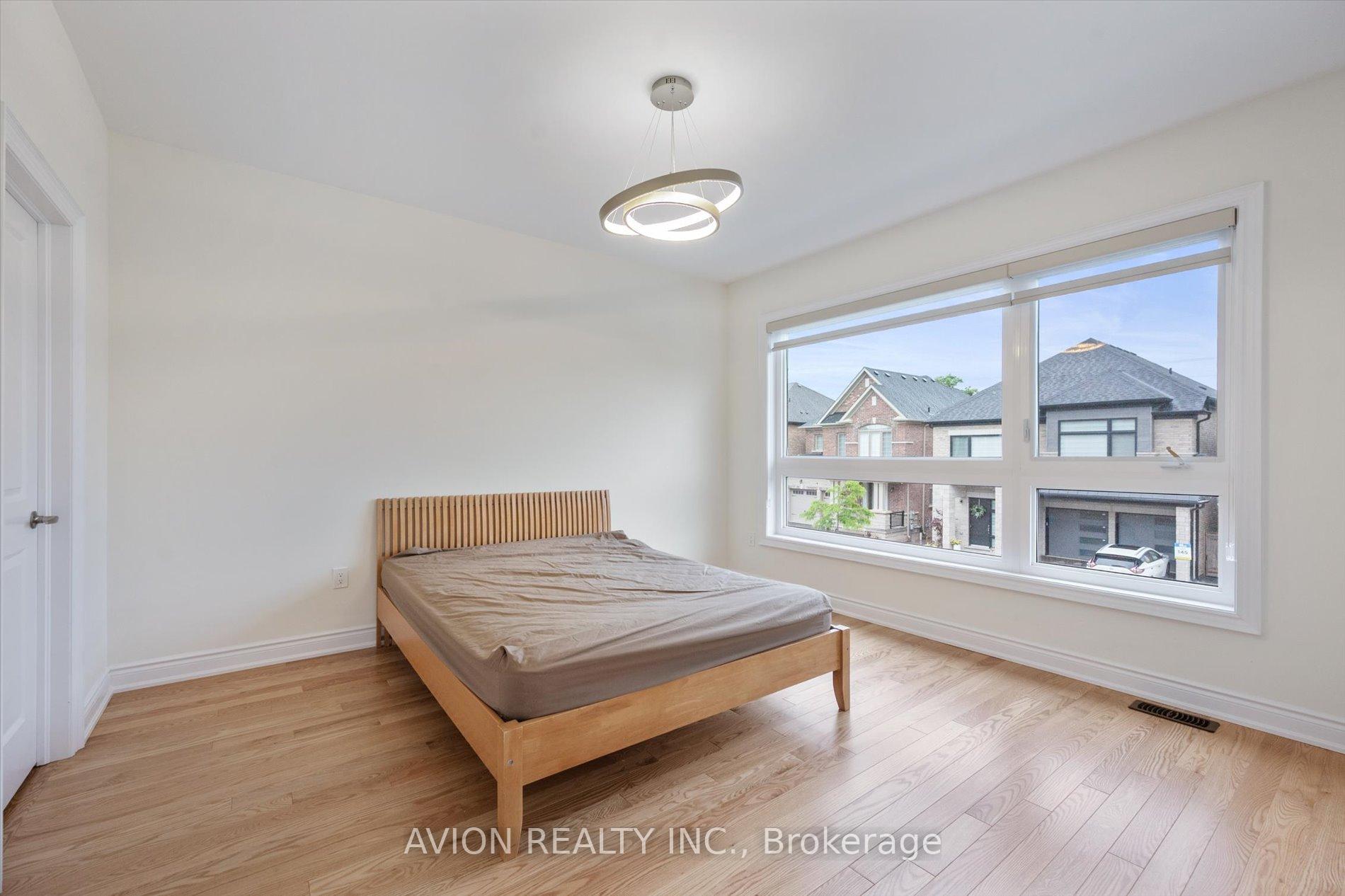 Photo 42 of 2417 Edward Leaver Trail, Oakville, Glen Abbey — HOMEH