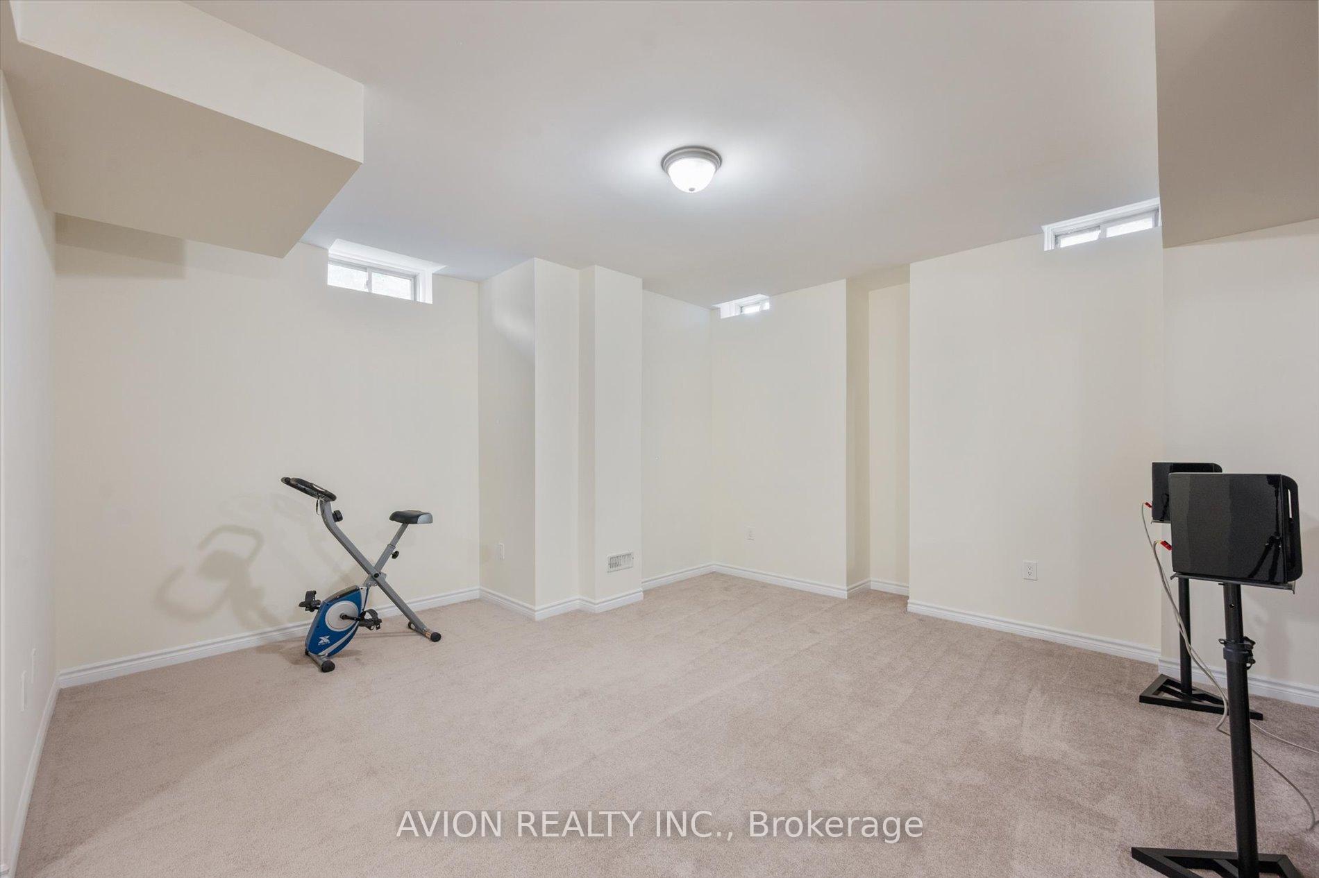 Photo 24 of 2417 Edward Leaver Trail, Oakville, Glen Abbey — HOMEH